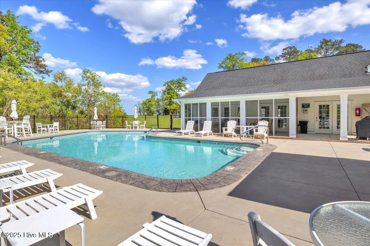 10248 Mariners Cove Court