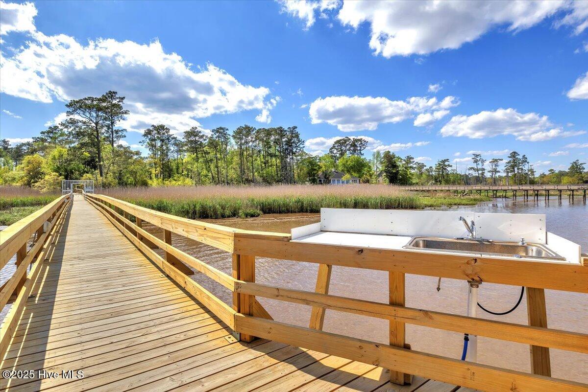 10248 Mariners Cove Court