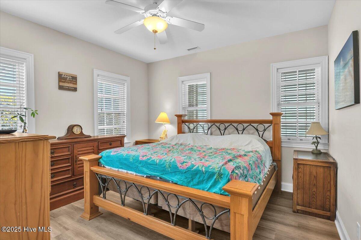 10248 Mariners Cove Court