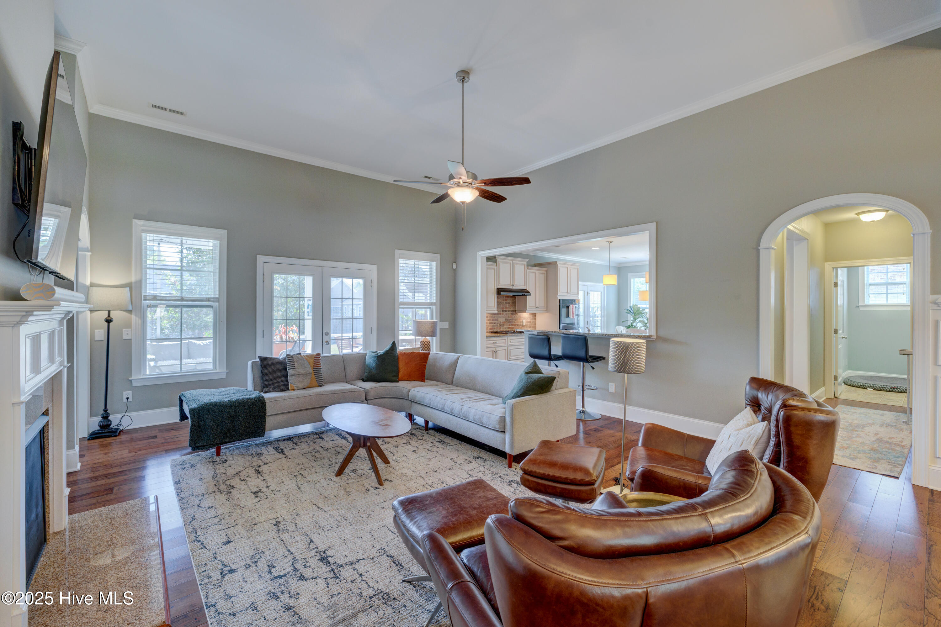 5215 Lone Eagle Court