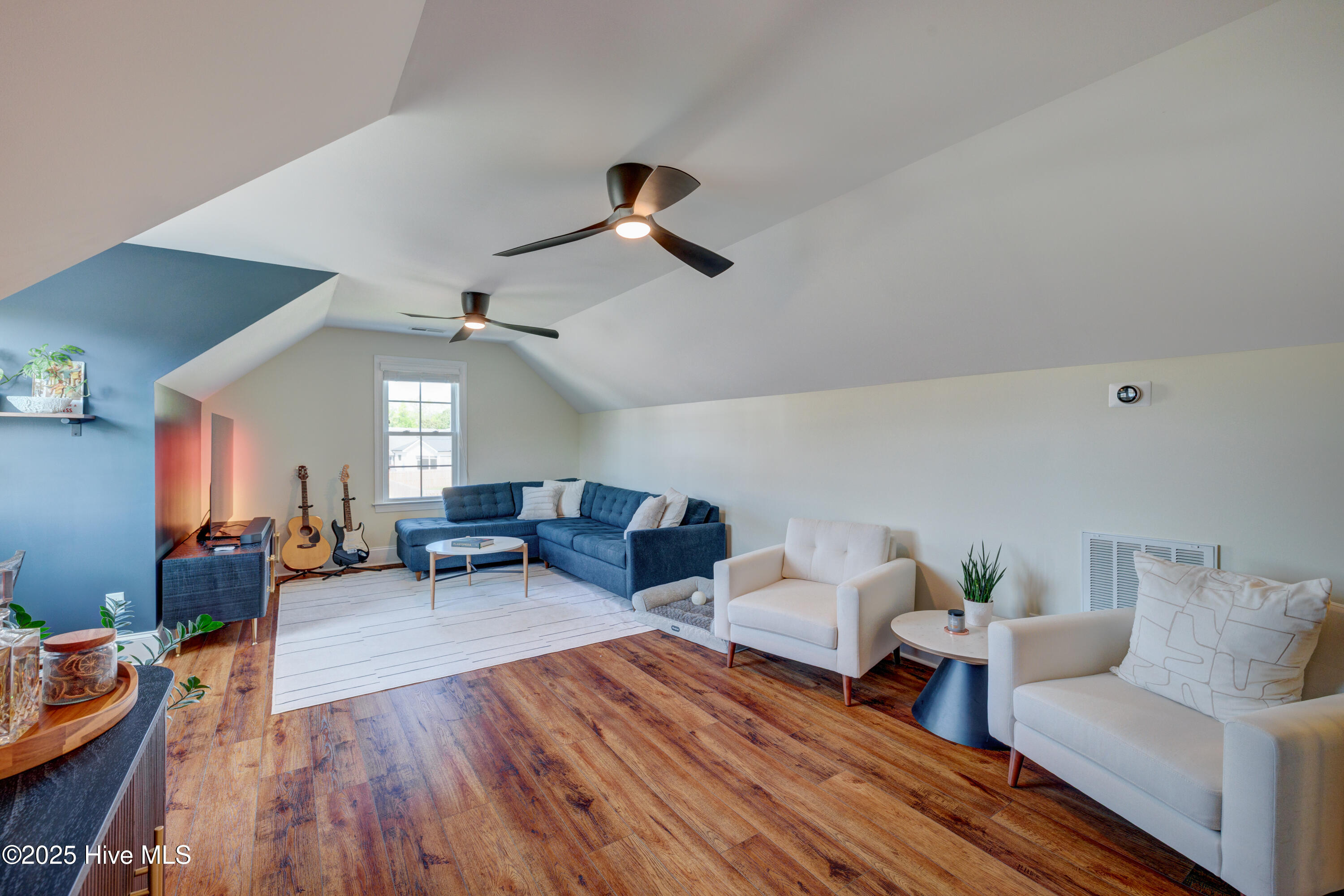 5215 Lone Eagle Court