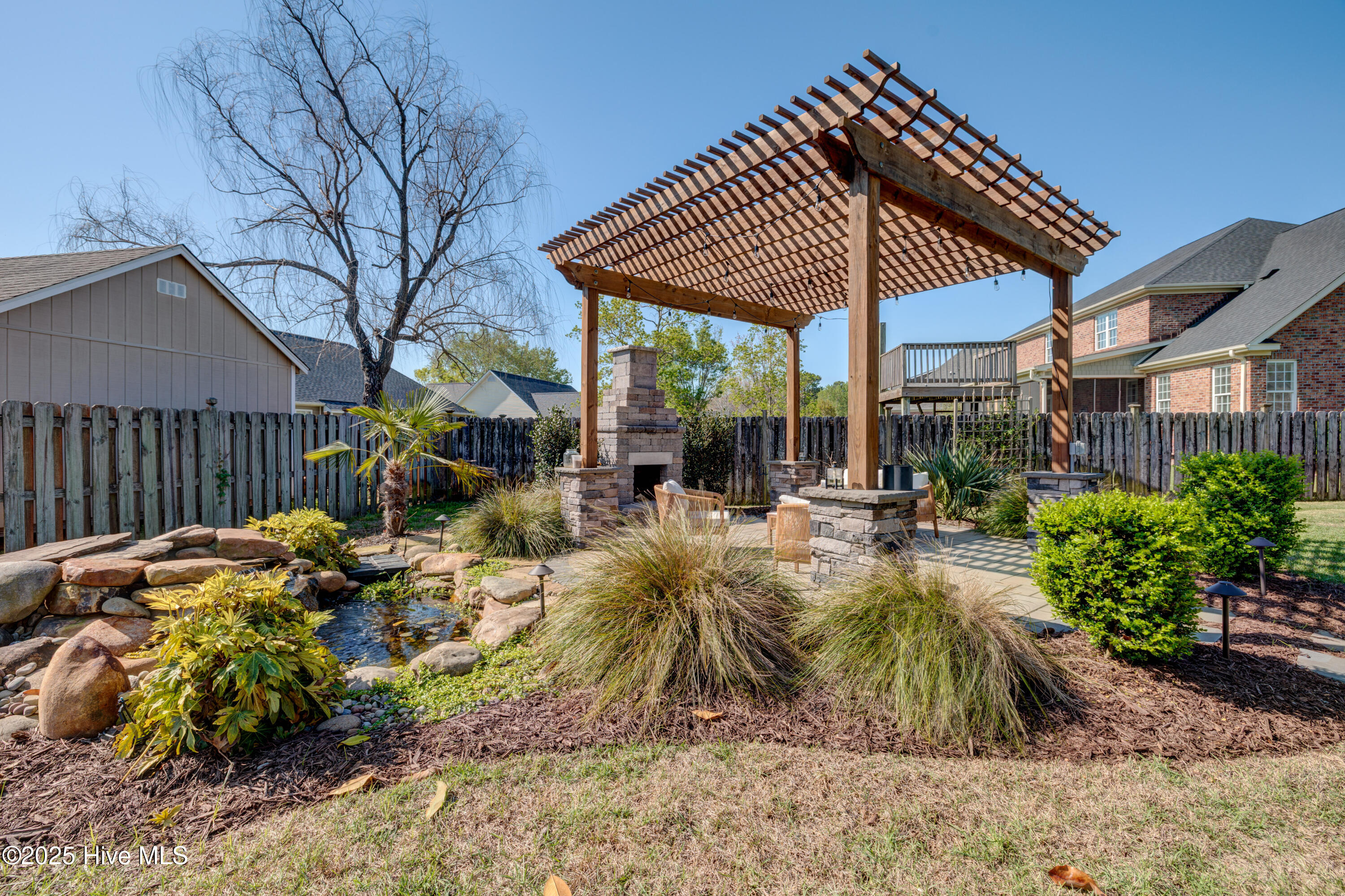 5215 Lone Eagle Court