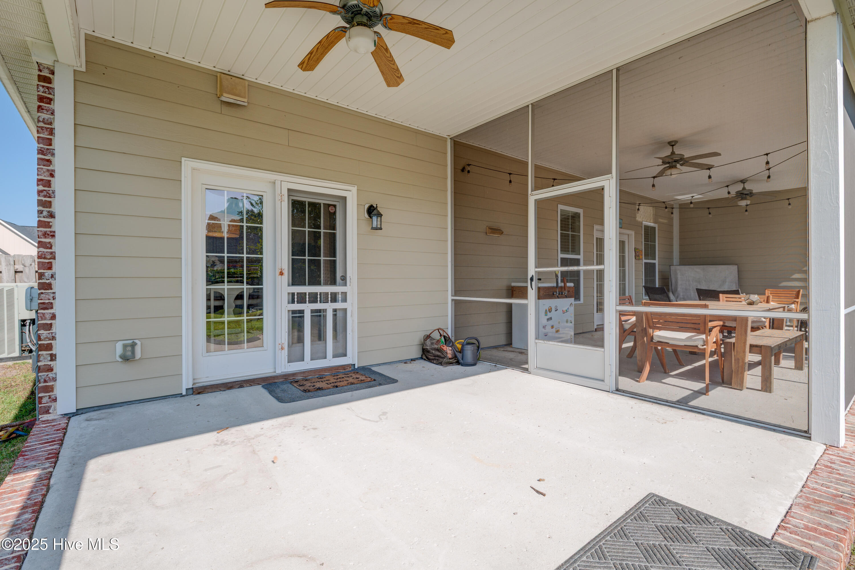 5215 Lone Eagle Court