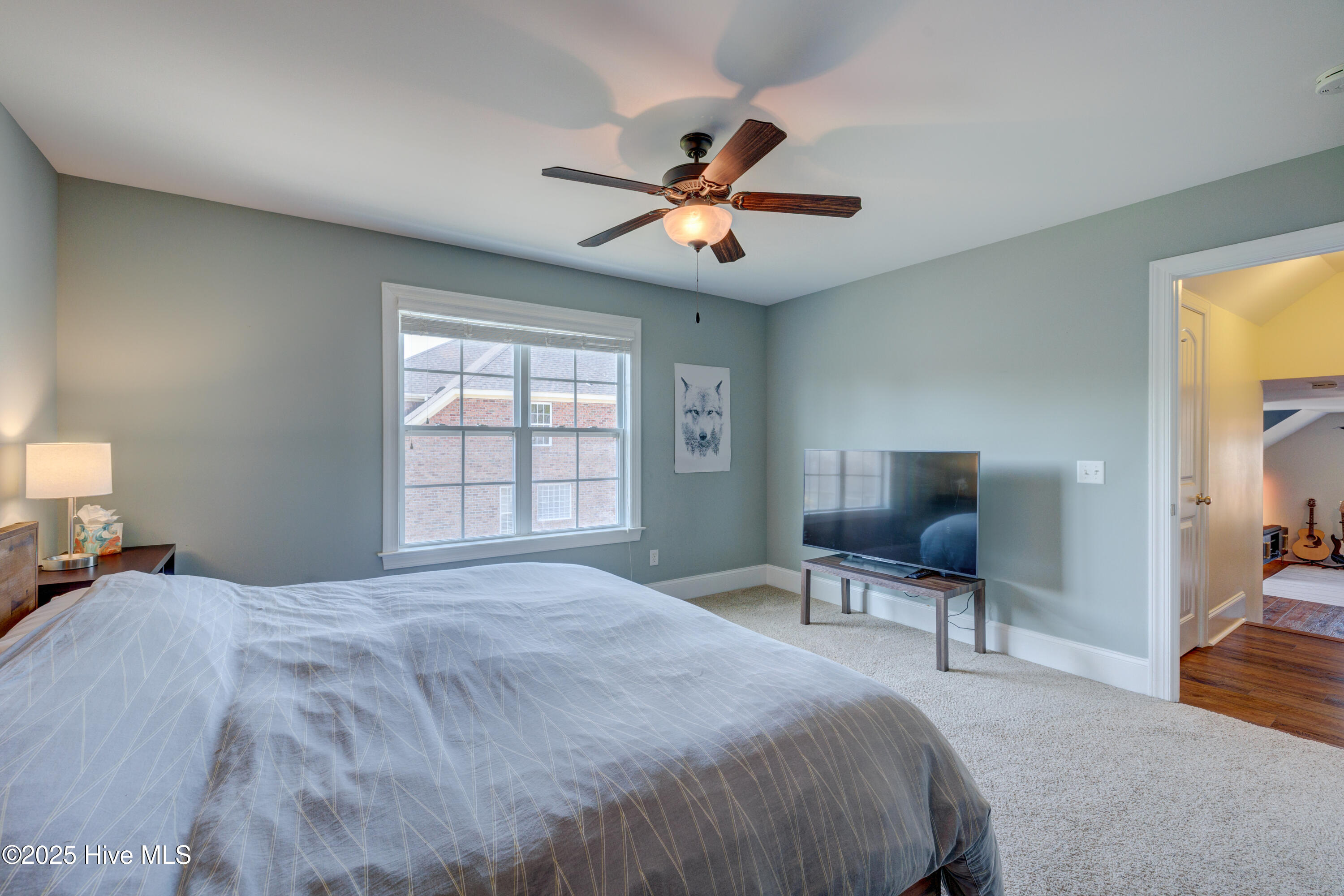 5215 Lone Eagle Court