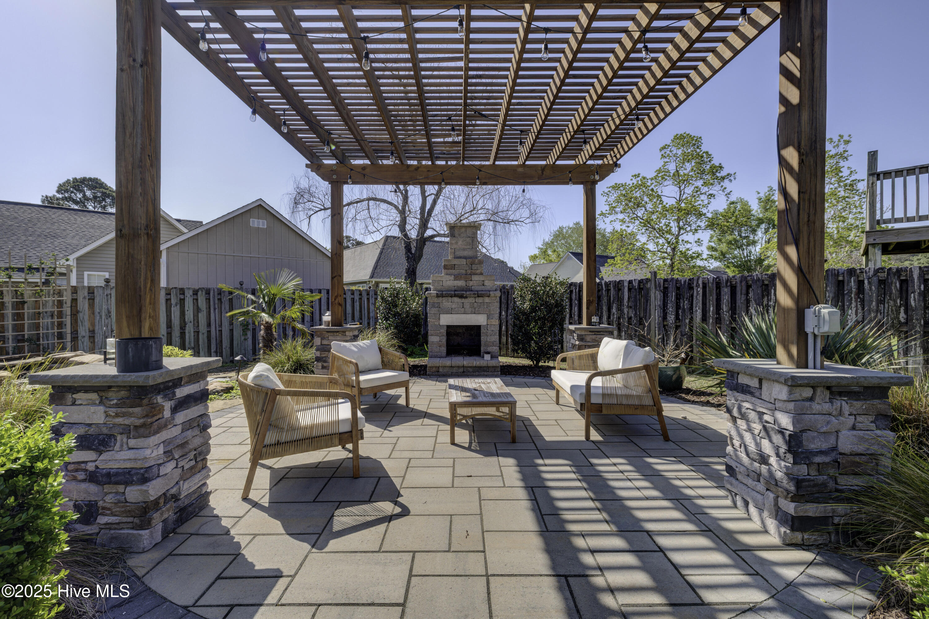 5215 Lone Eagle Court