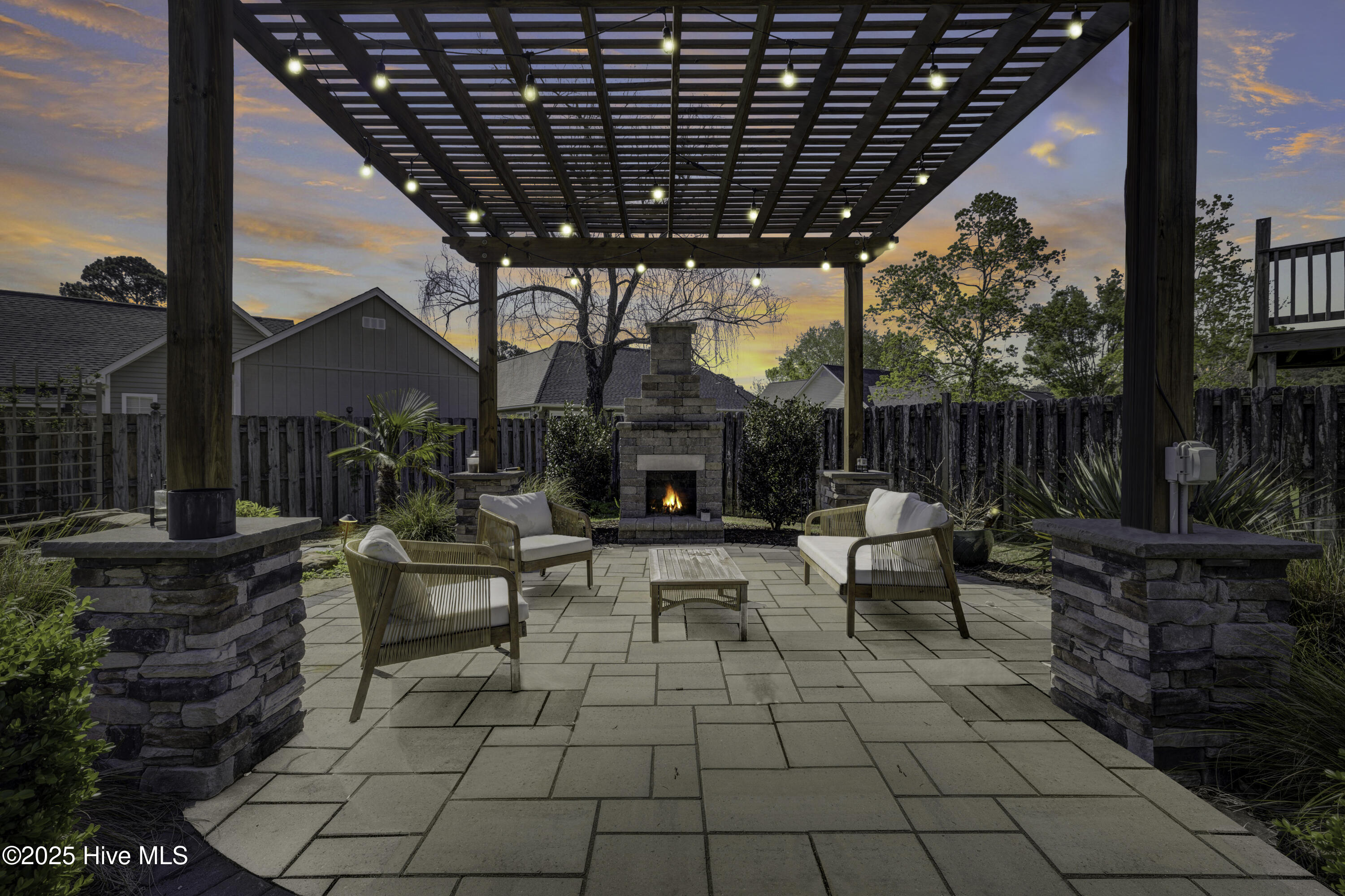 5215 Lone Eagle Court