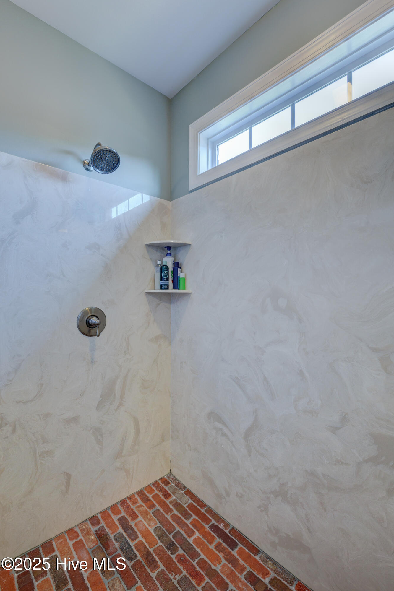 5215 Lone Eagle Court