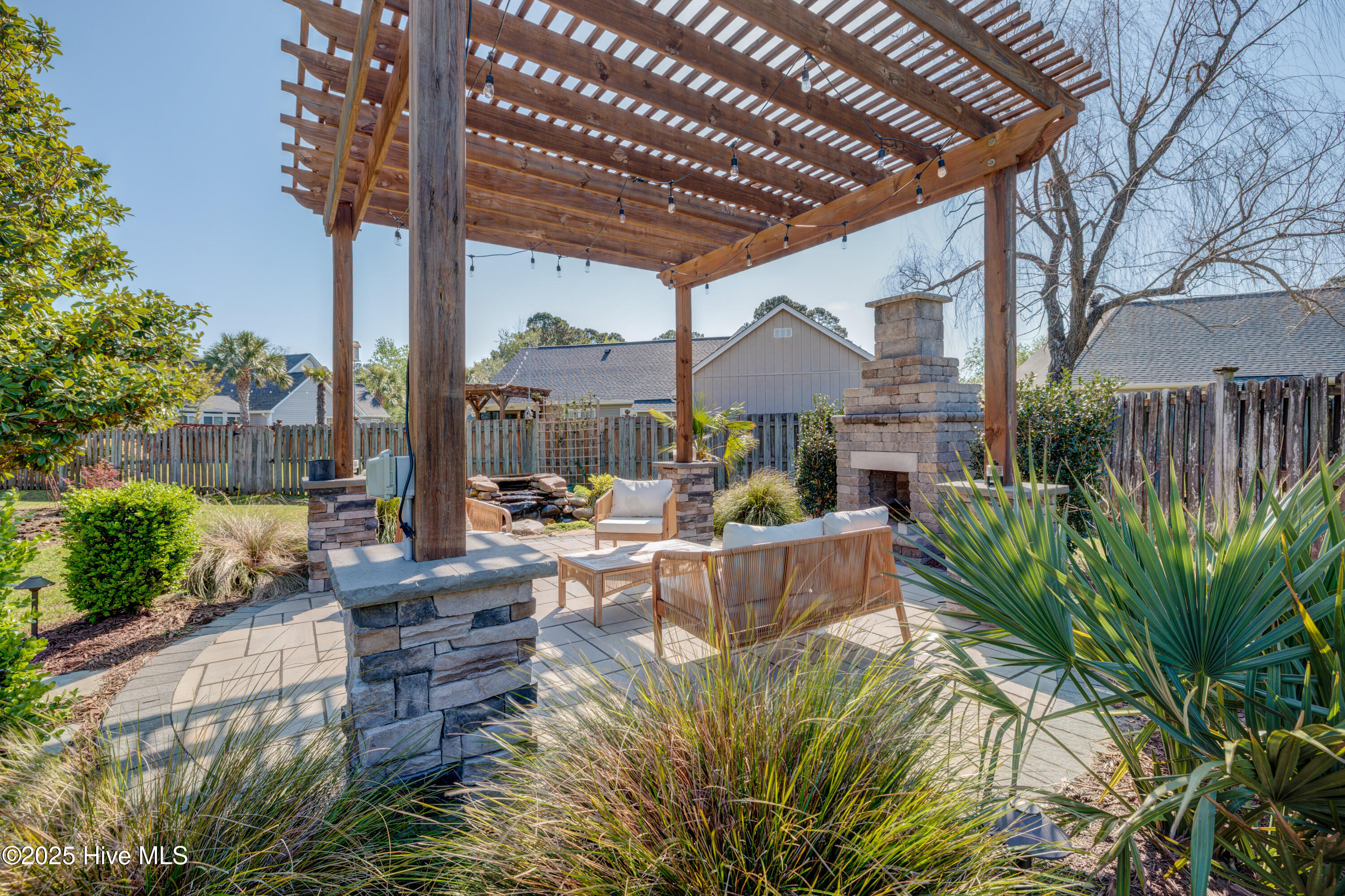 5215 Lone Eagle Court