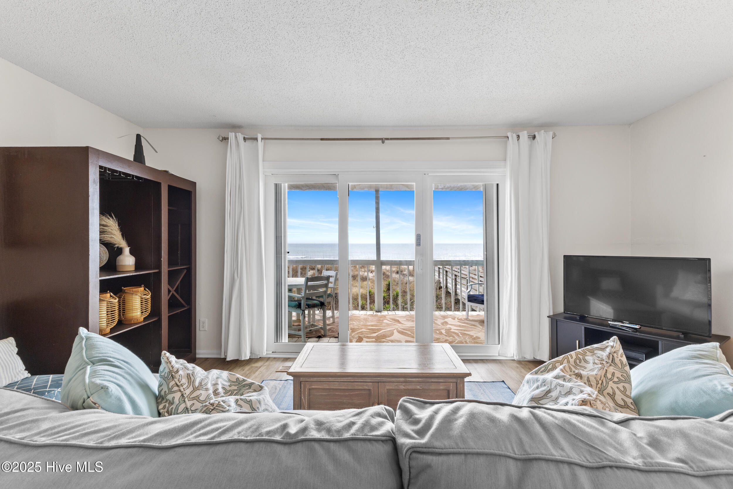 1225 Lake Park Boulevard S, 1a