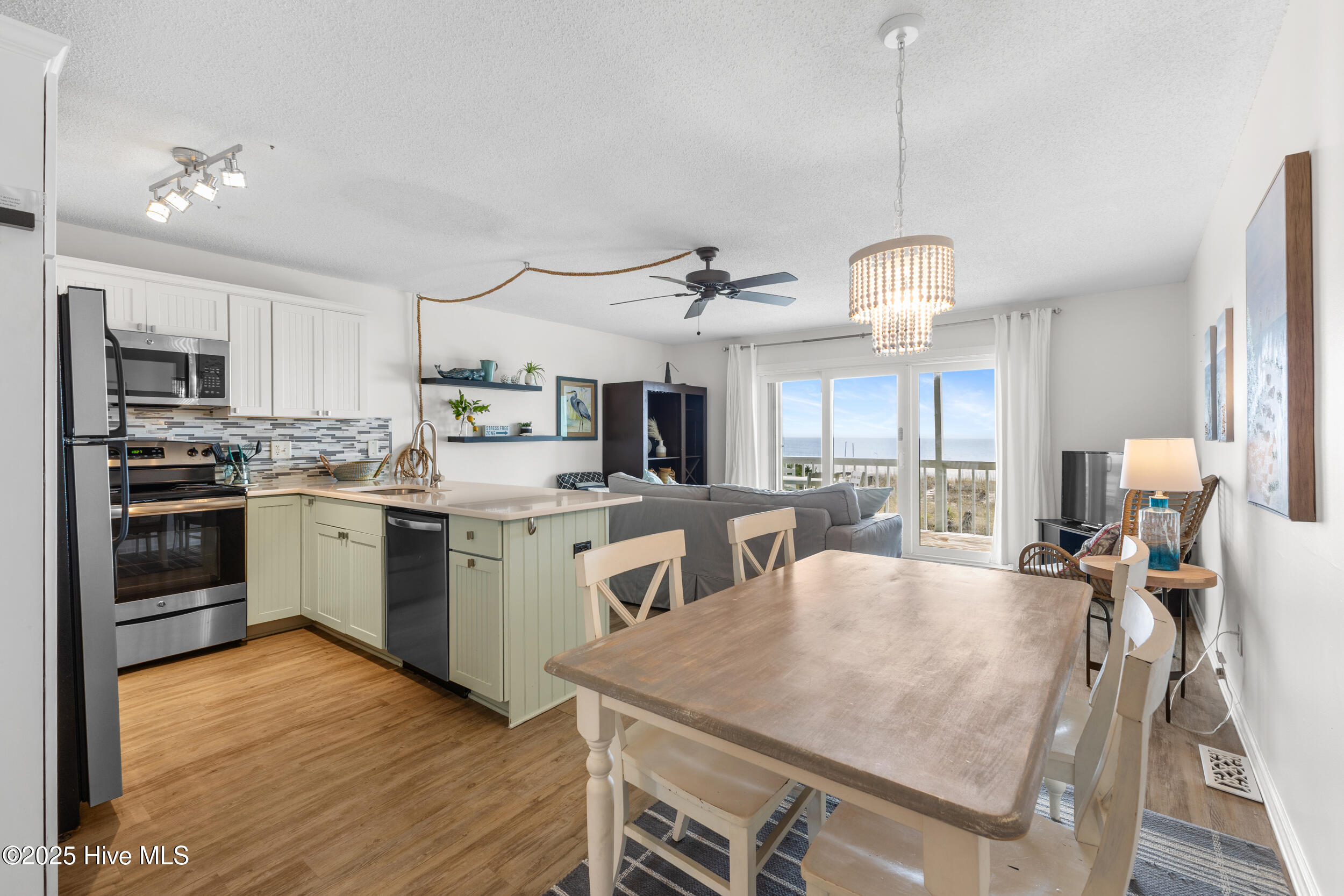 1225 Lake Park Boulevard S, 1a