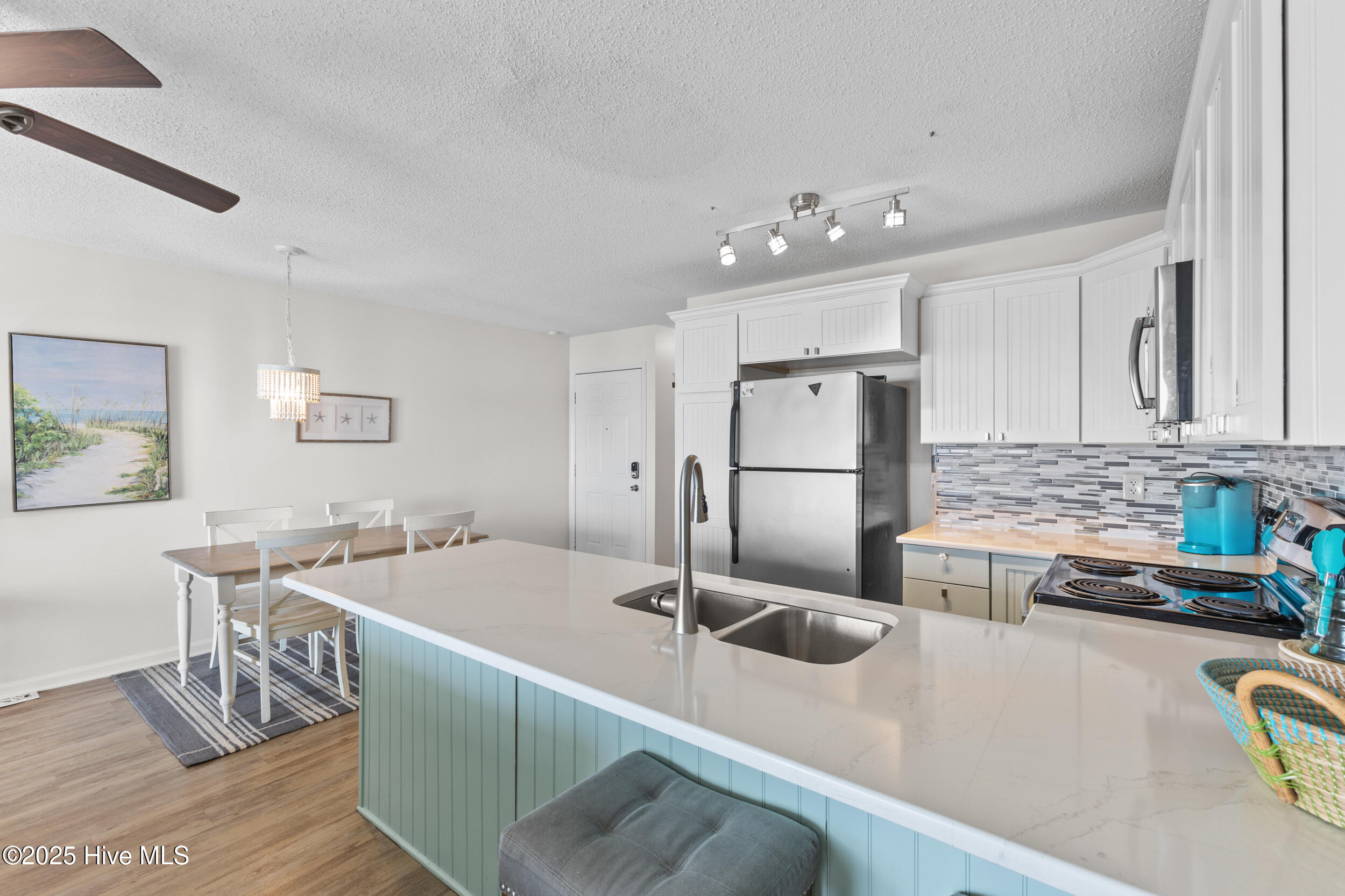 1225 Lake Park Boulevard S, 1a