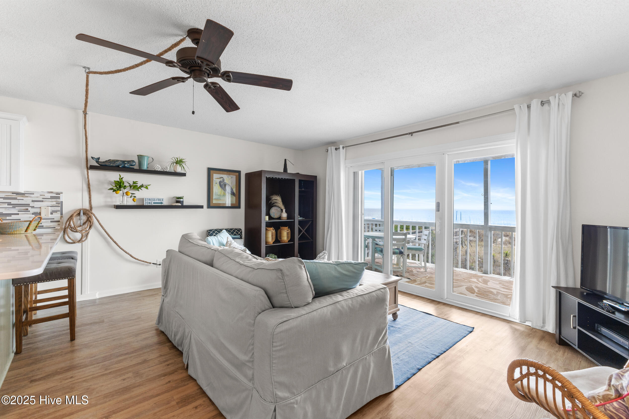 1225 Lake Park Boulevard S, 1a