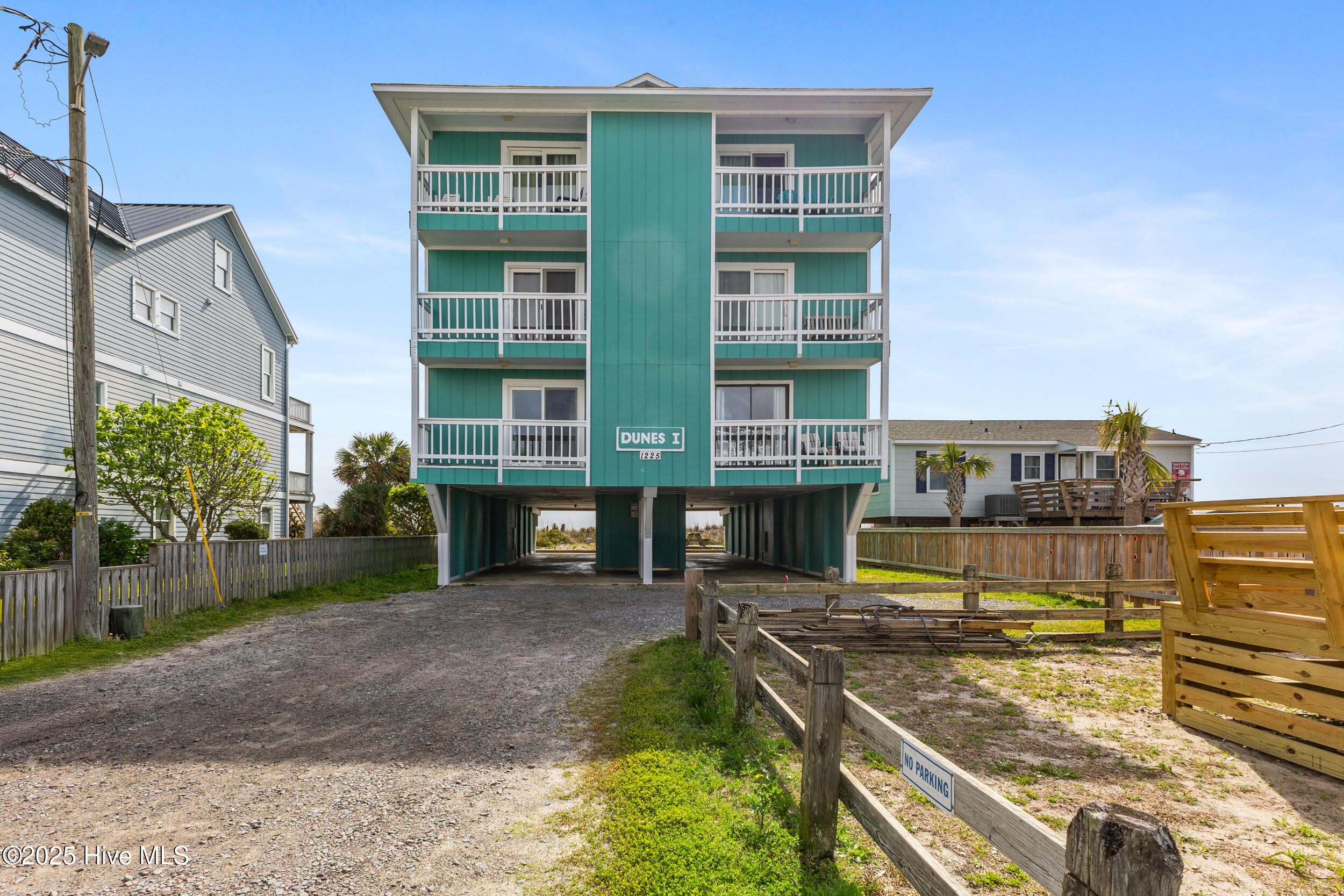 1225 Lake Park Boulevard S, 1a