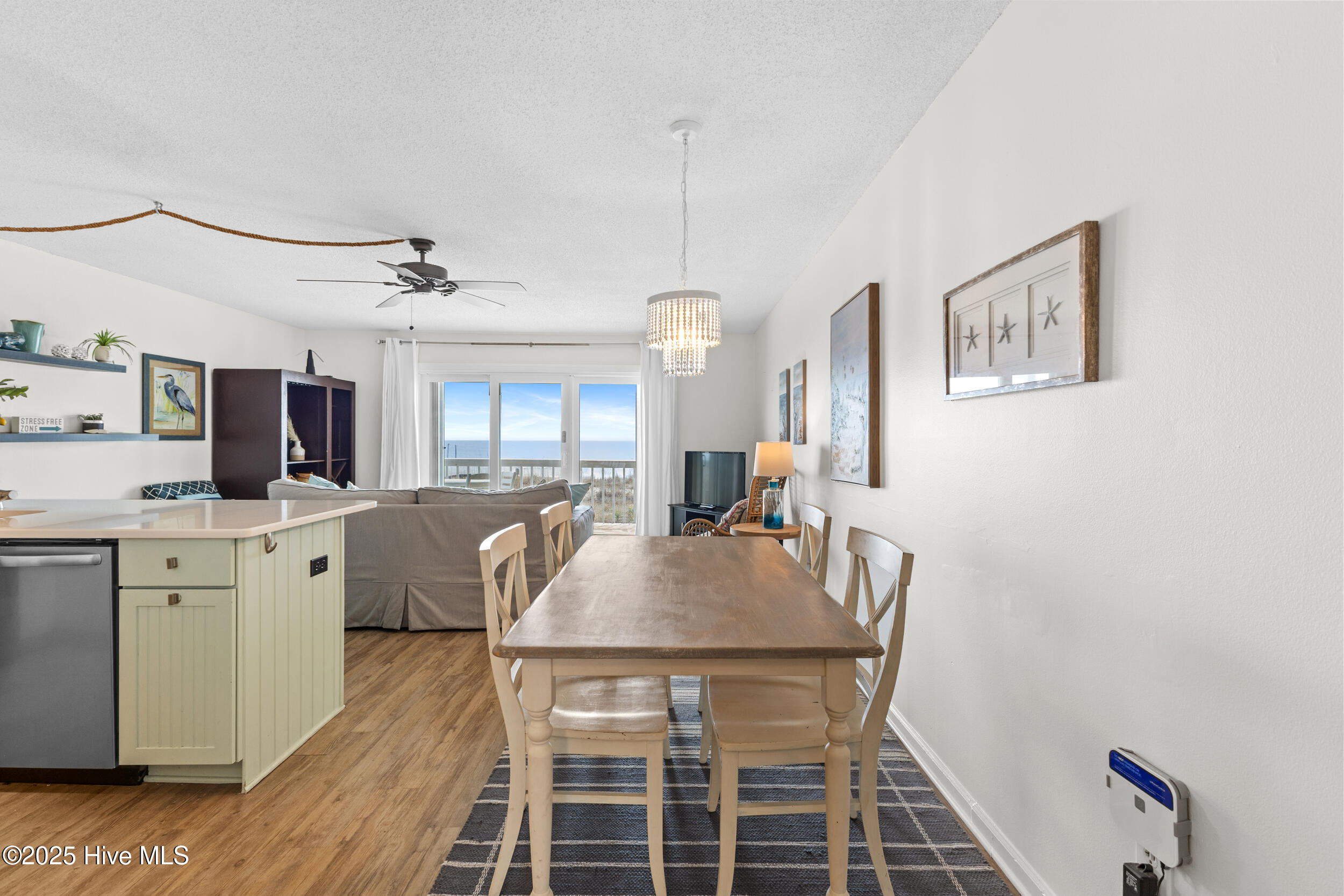 1225 Lake Park Boulevard S, 1a