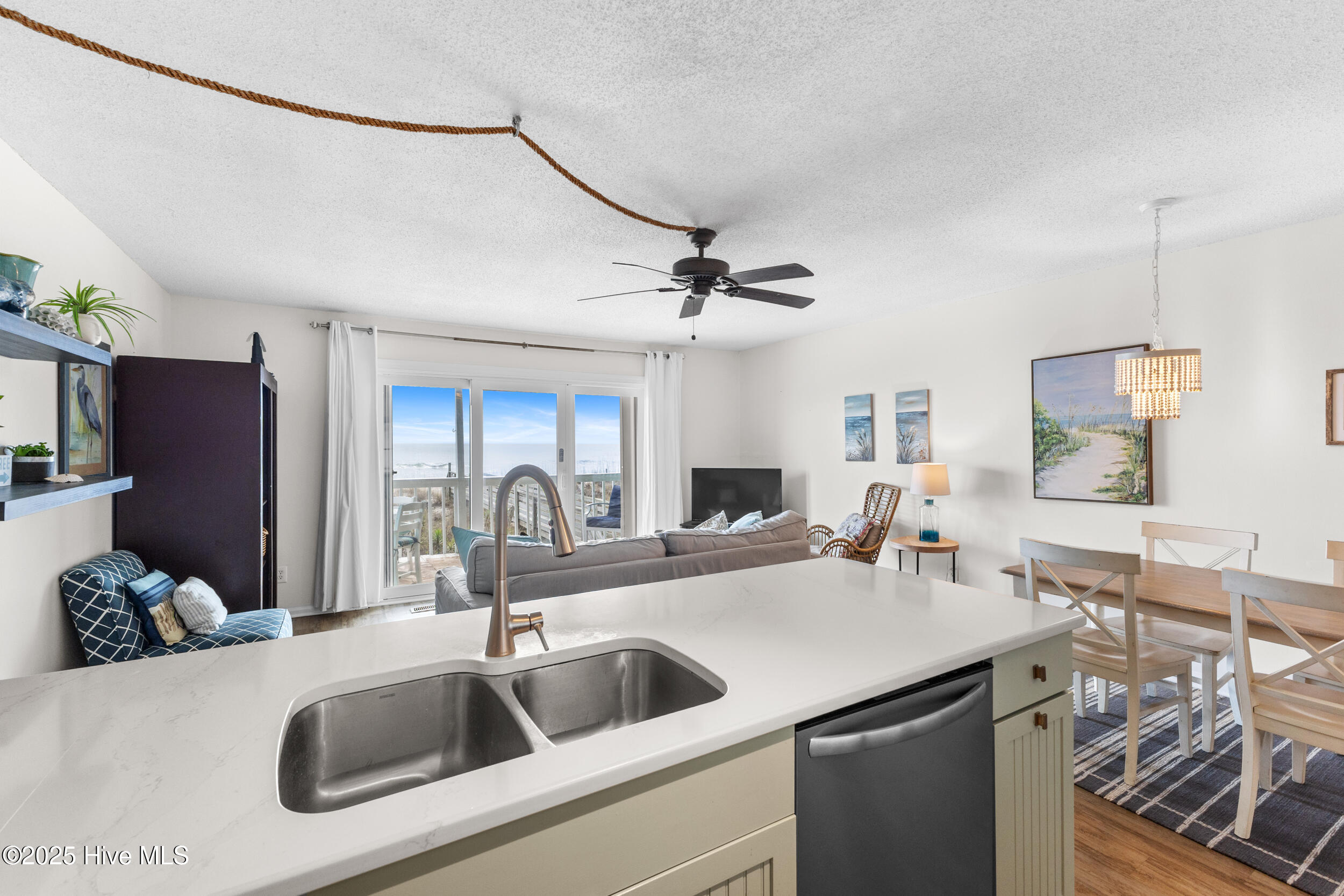 1225 Lake Park Boulevard S, 1a