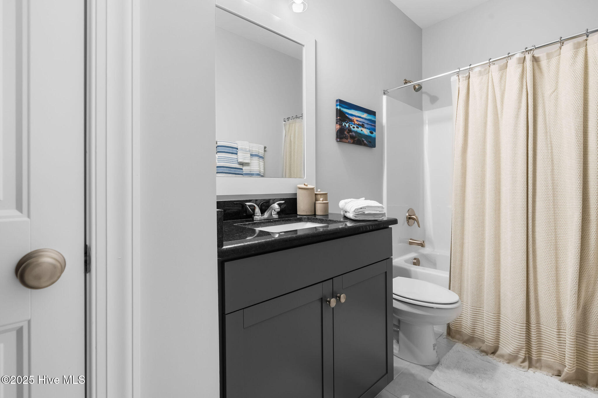 6907 Campbells Ridge Drive SE