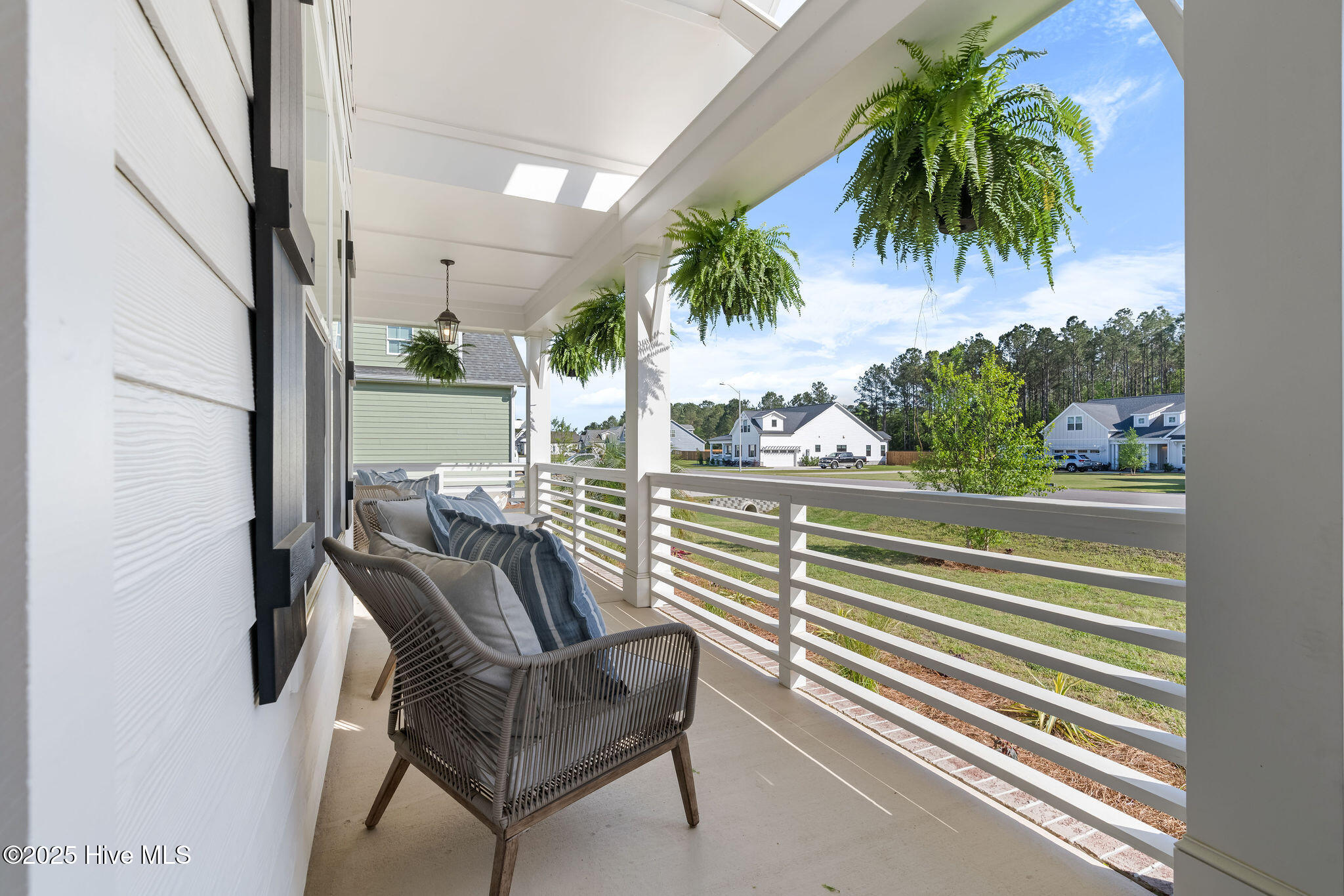 6907 Campbells Ridge Drive SE