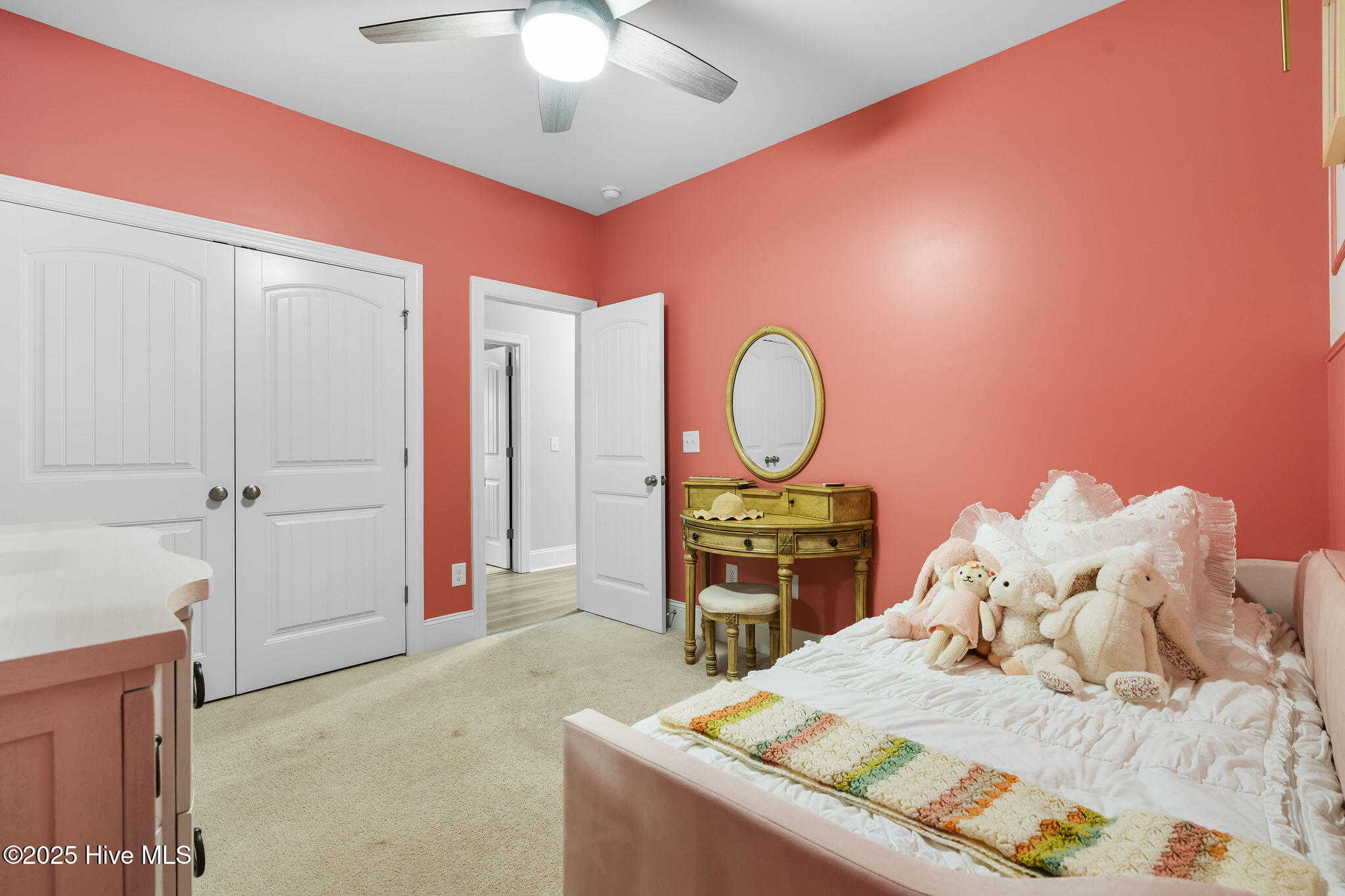 6907 Campbells Ridge Drive SE