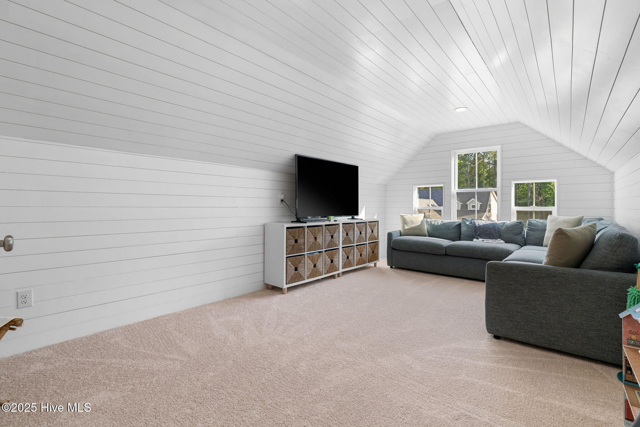 6907 Campbells Ridge Drive SE