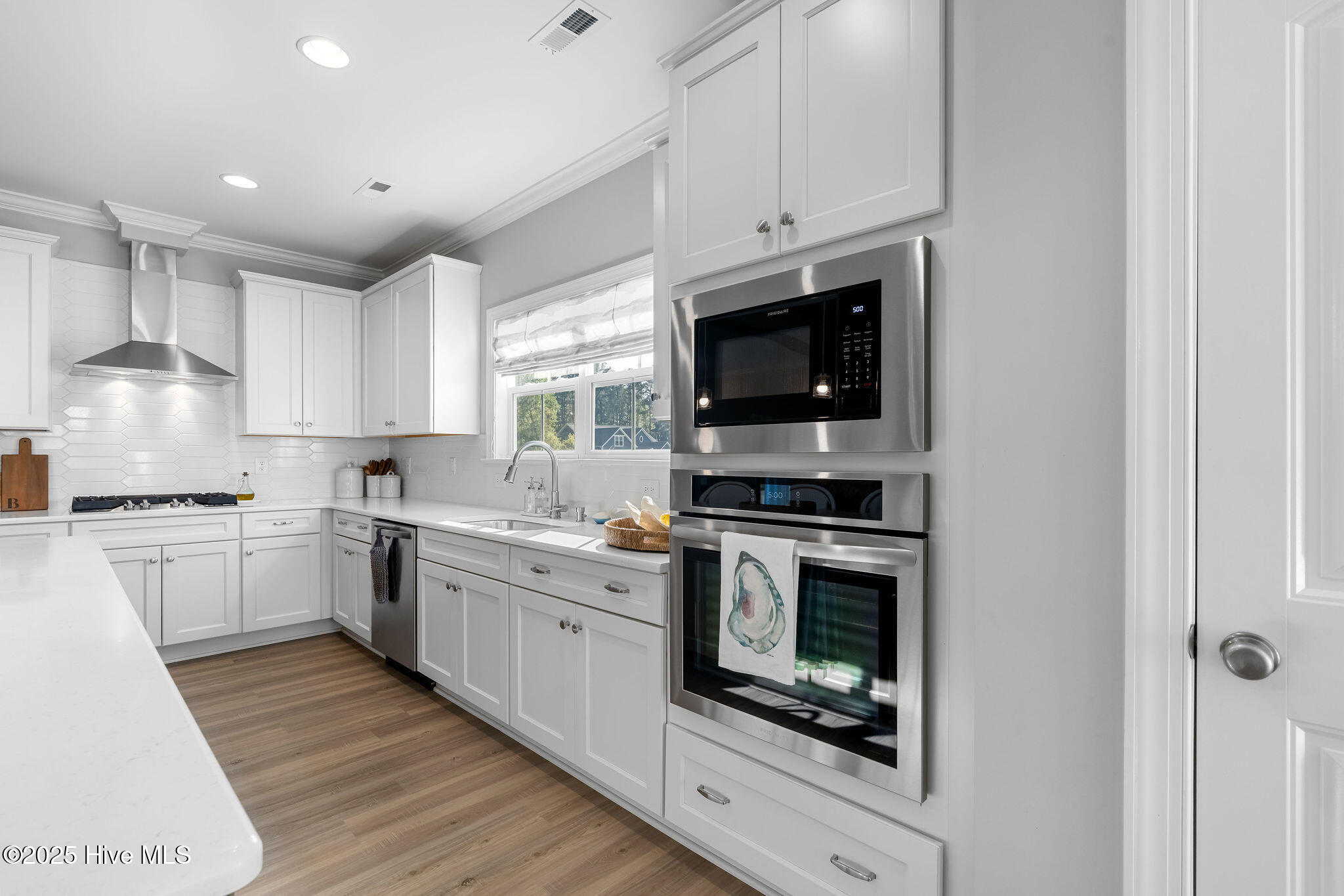 6907 Campbells Ridge Drive SE