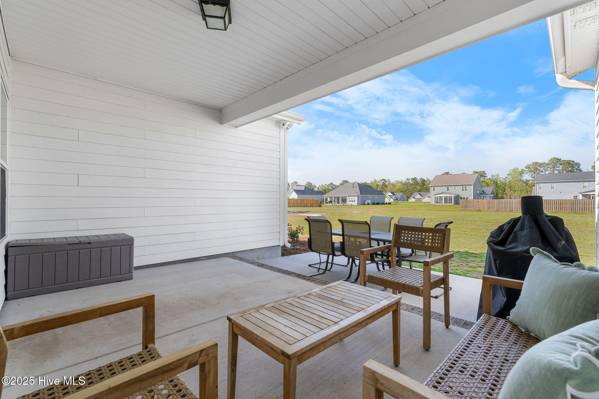 6907 Campbells Ridge Drive SE