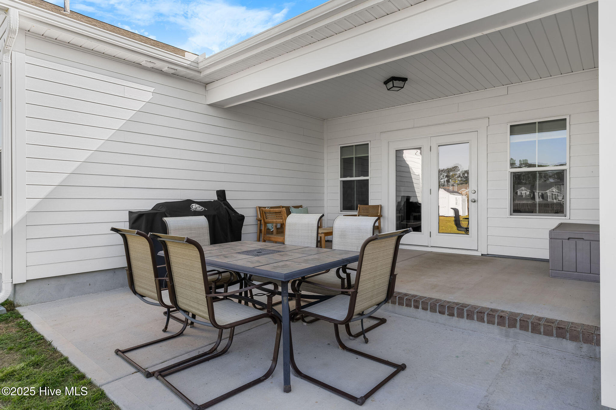 6907 Campbells Ridge Drive SE