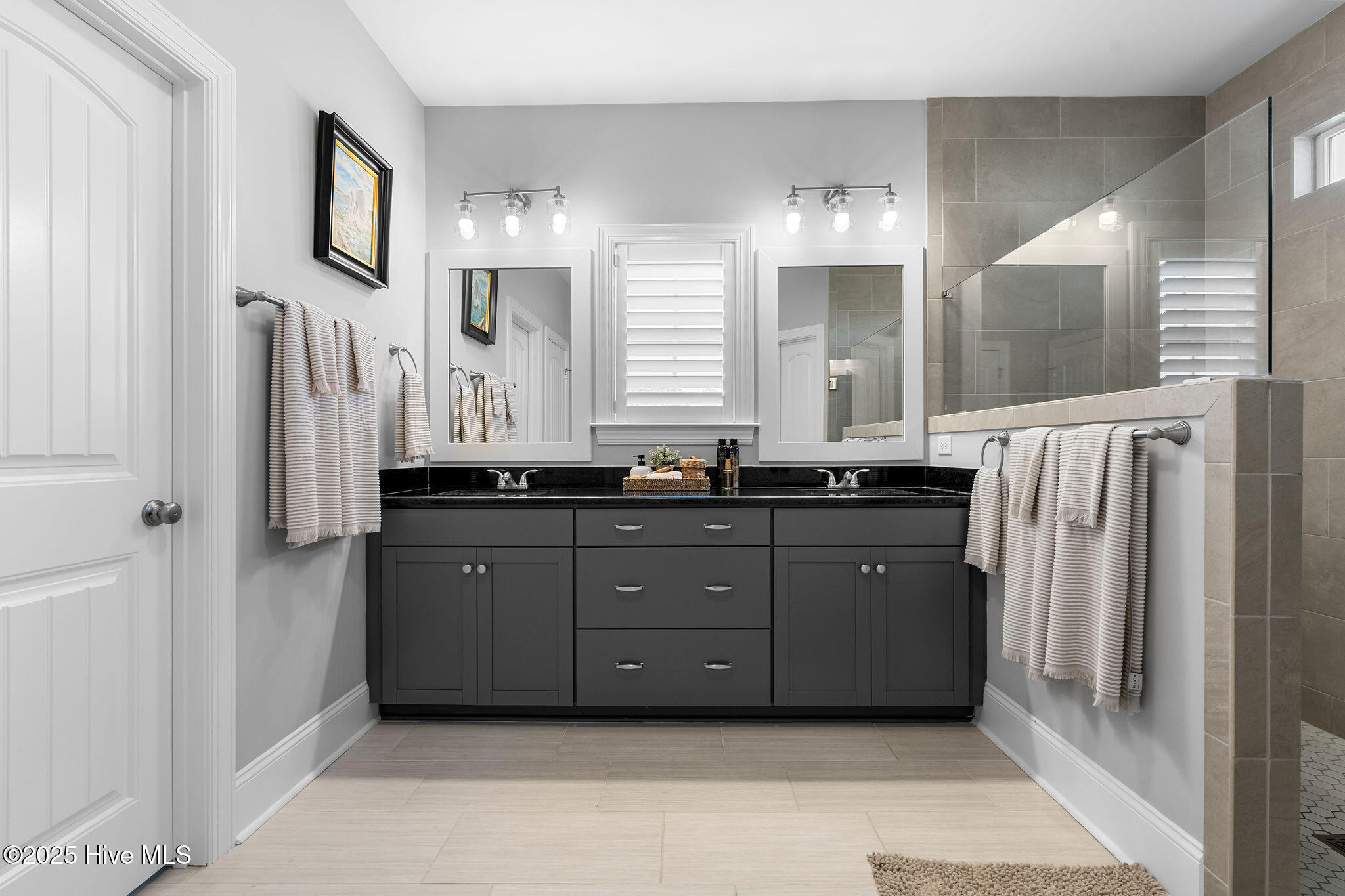 6907 Campbells Ridge Drive SE