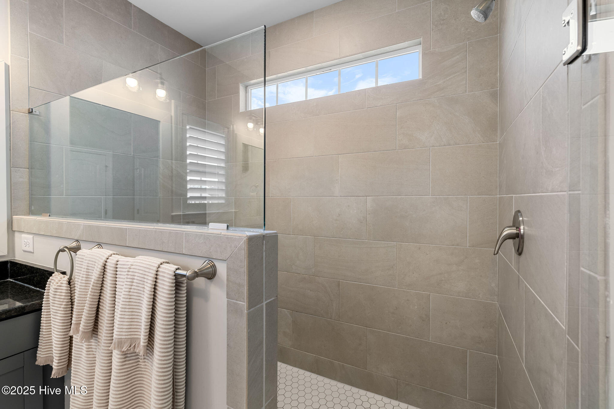 6907 Campbells Ridge Drive SE