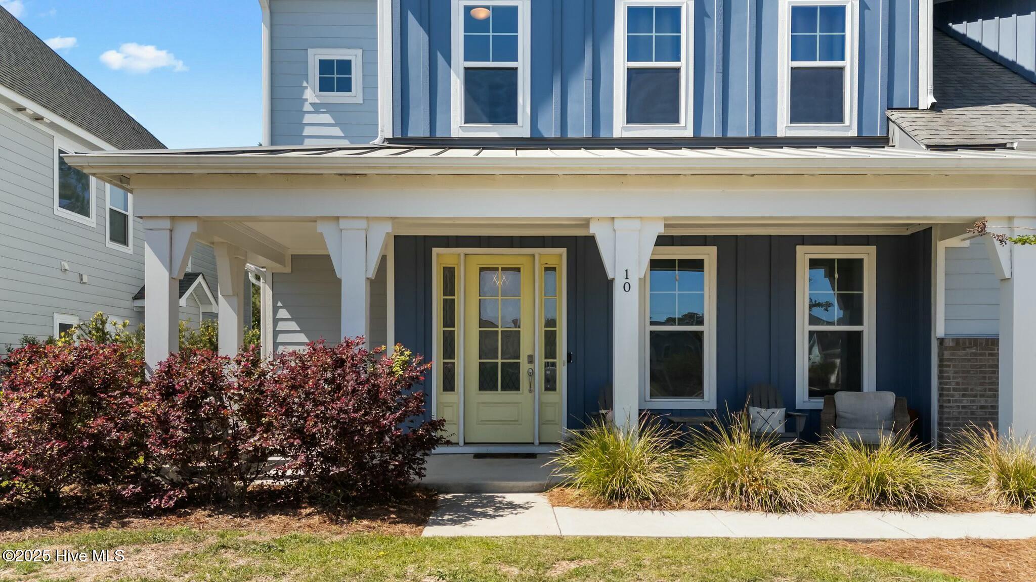 10 E Cloverfield Lane