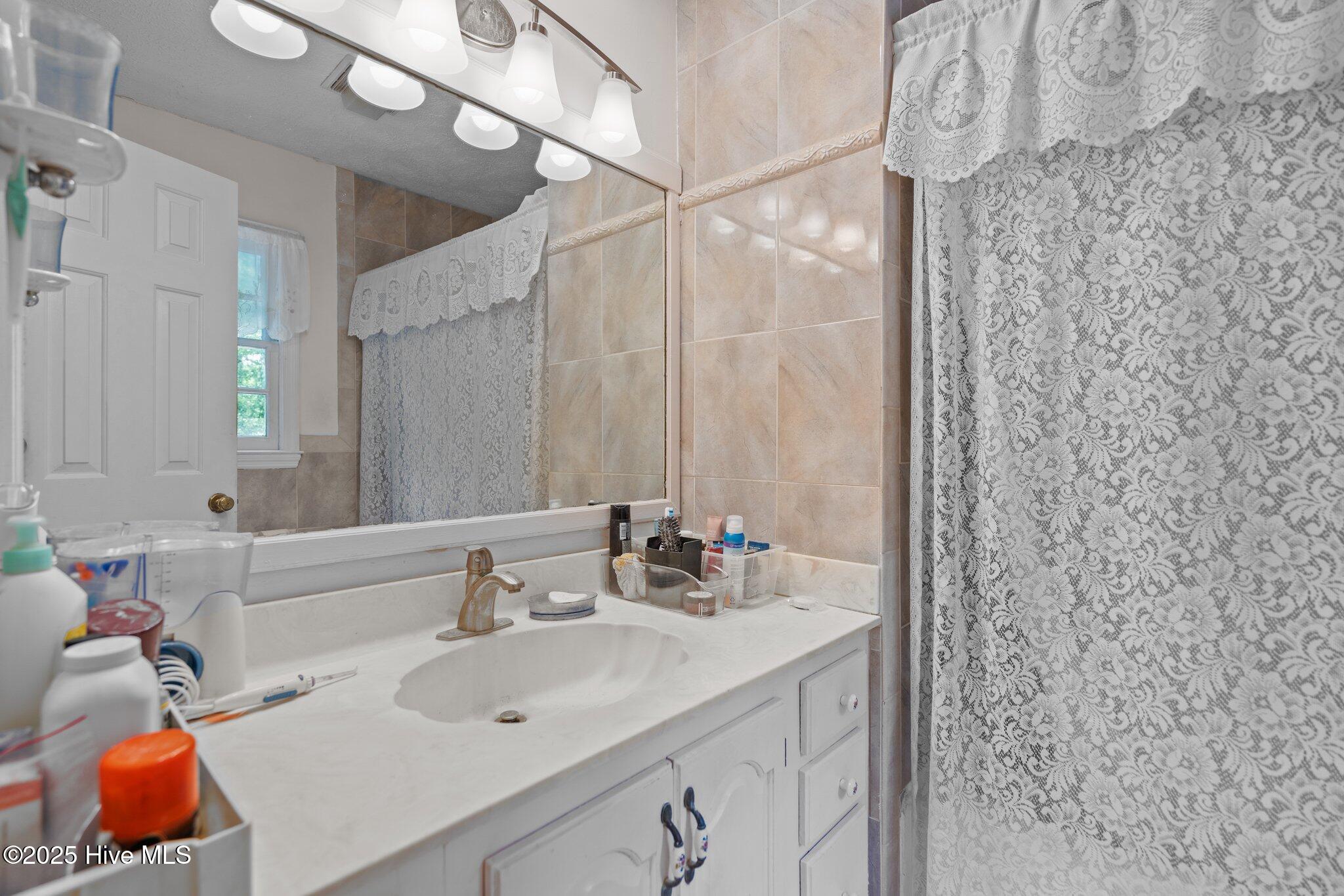 2500 Greenwell Court