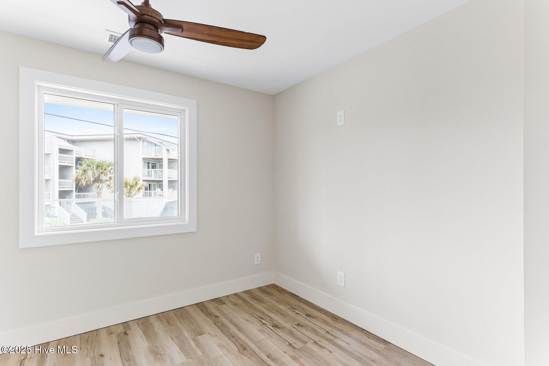 1800 Canal Drive, 101