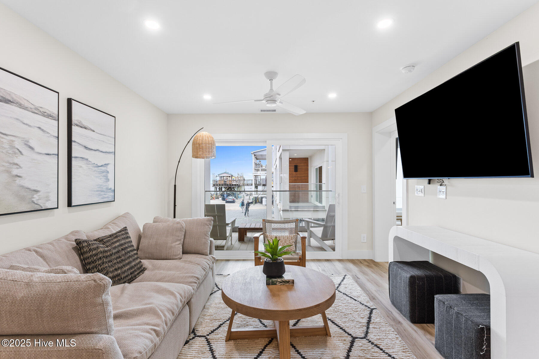 1800 Canal Drive, 107