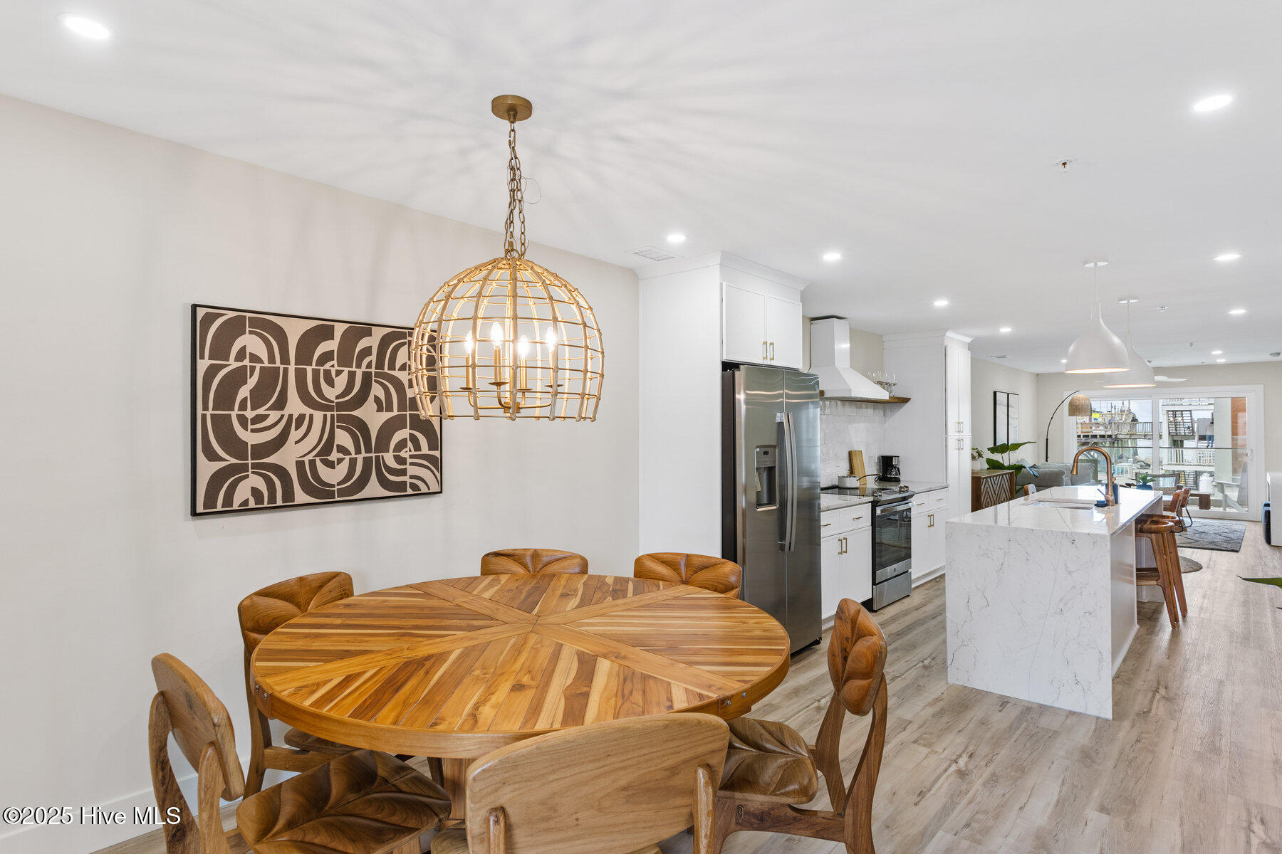 1800 Canal Drive, 107