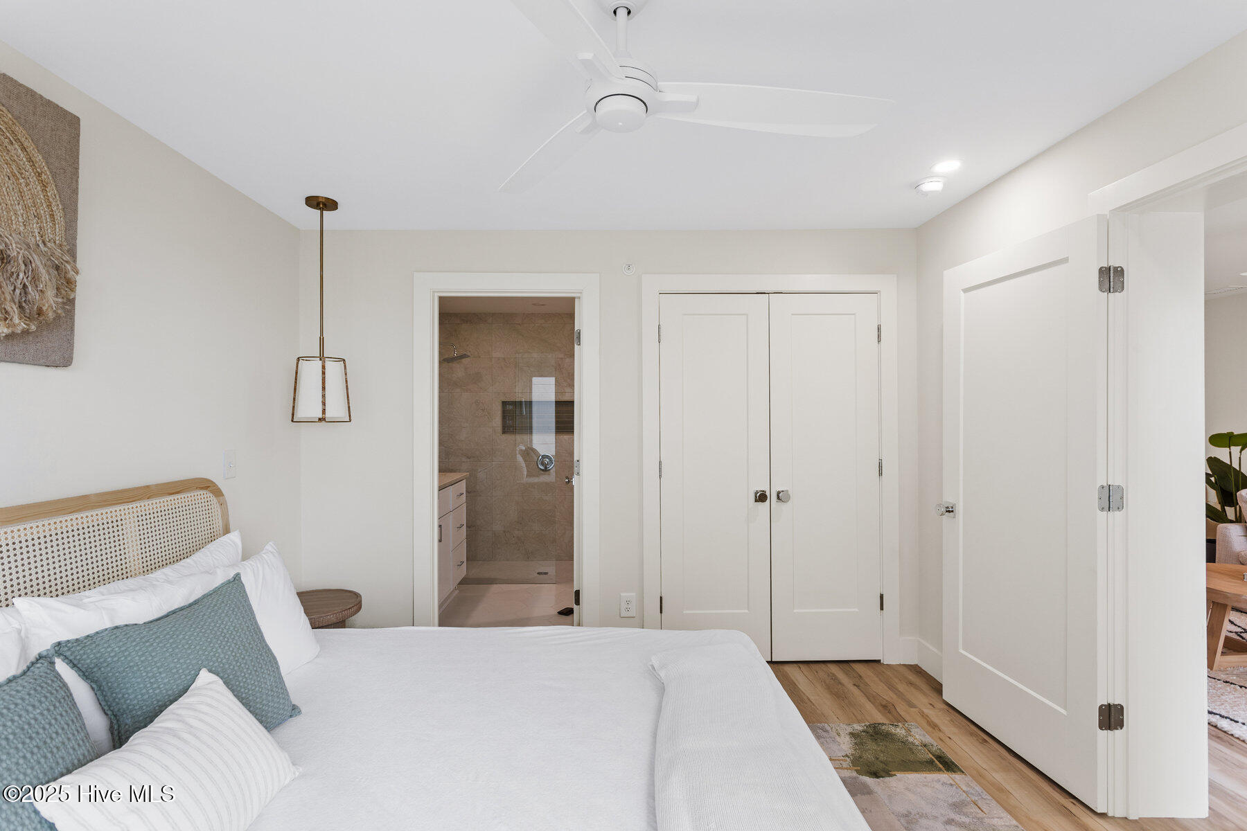 1800 Canal Drive, 107