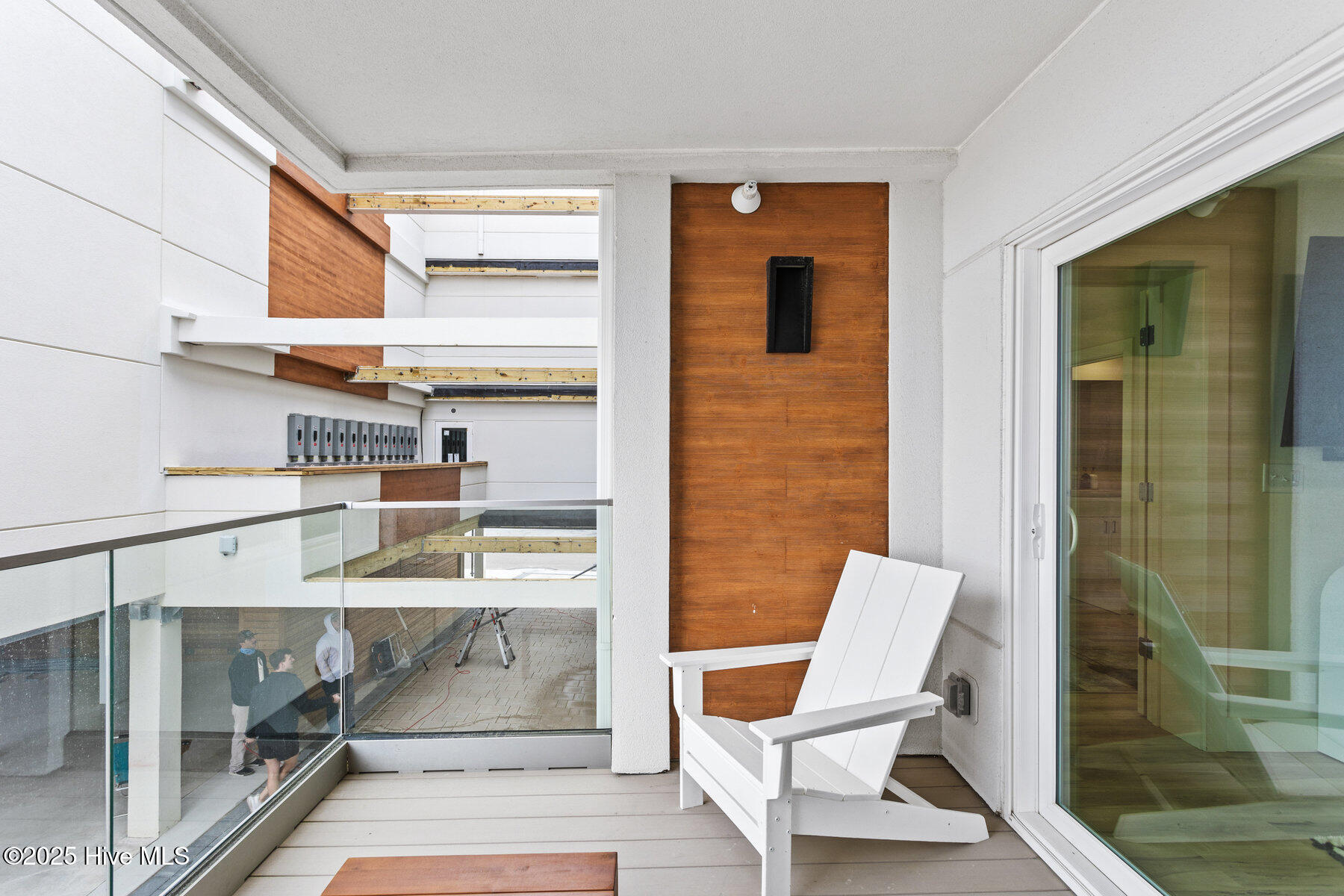 1800 Canal Drive, 107