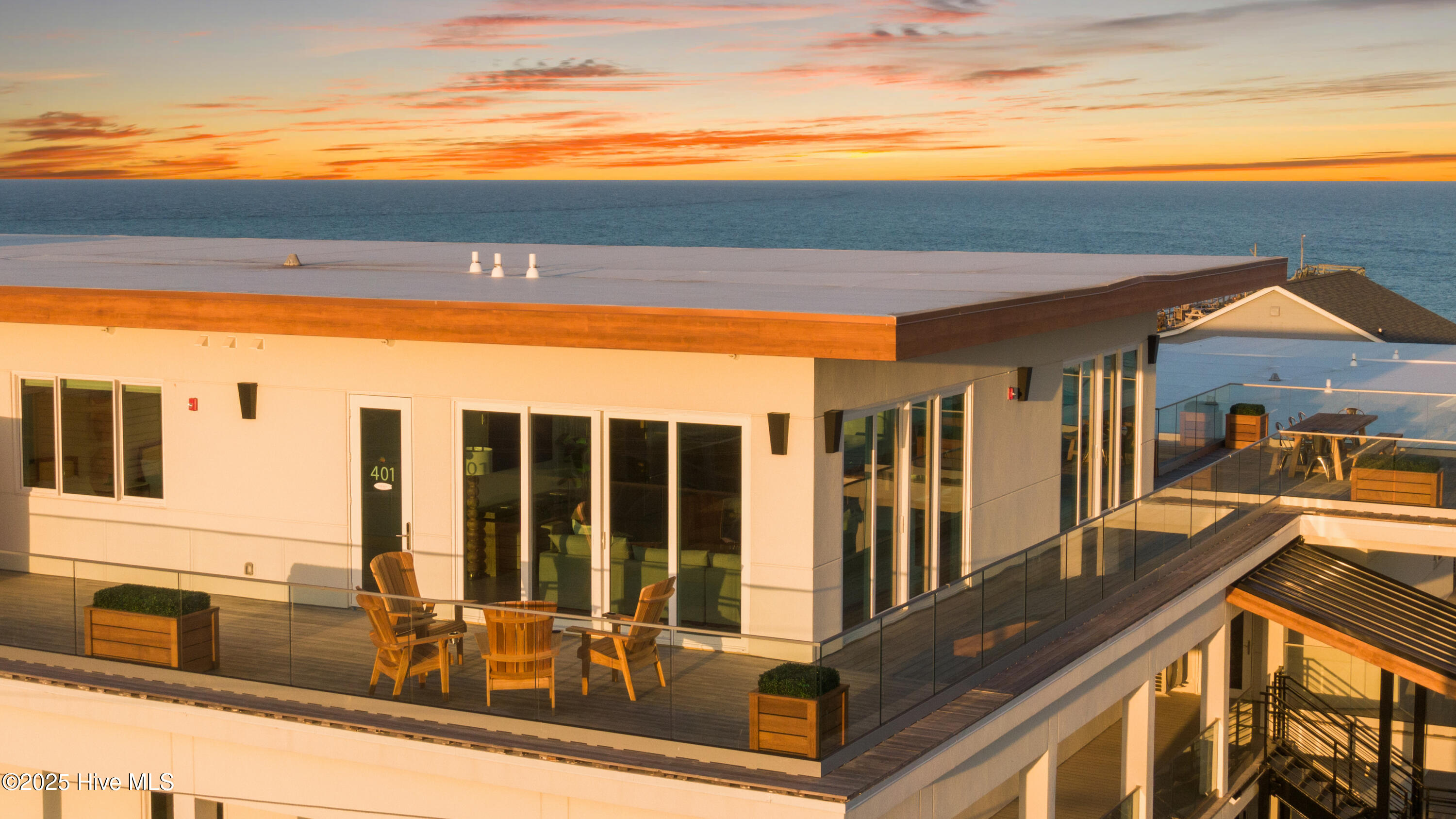 1800 Canal Drive, 303
