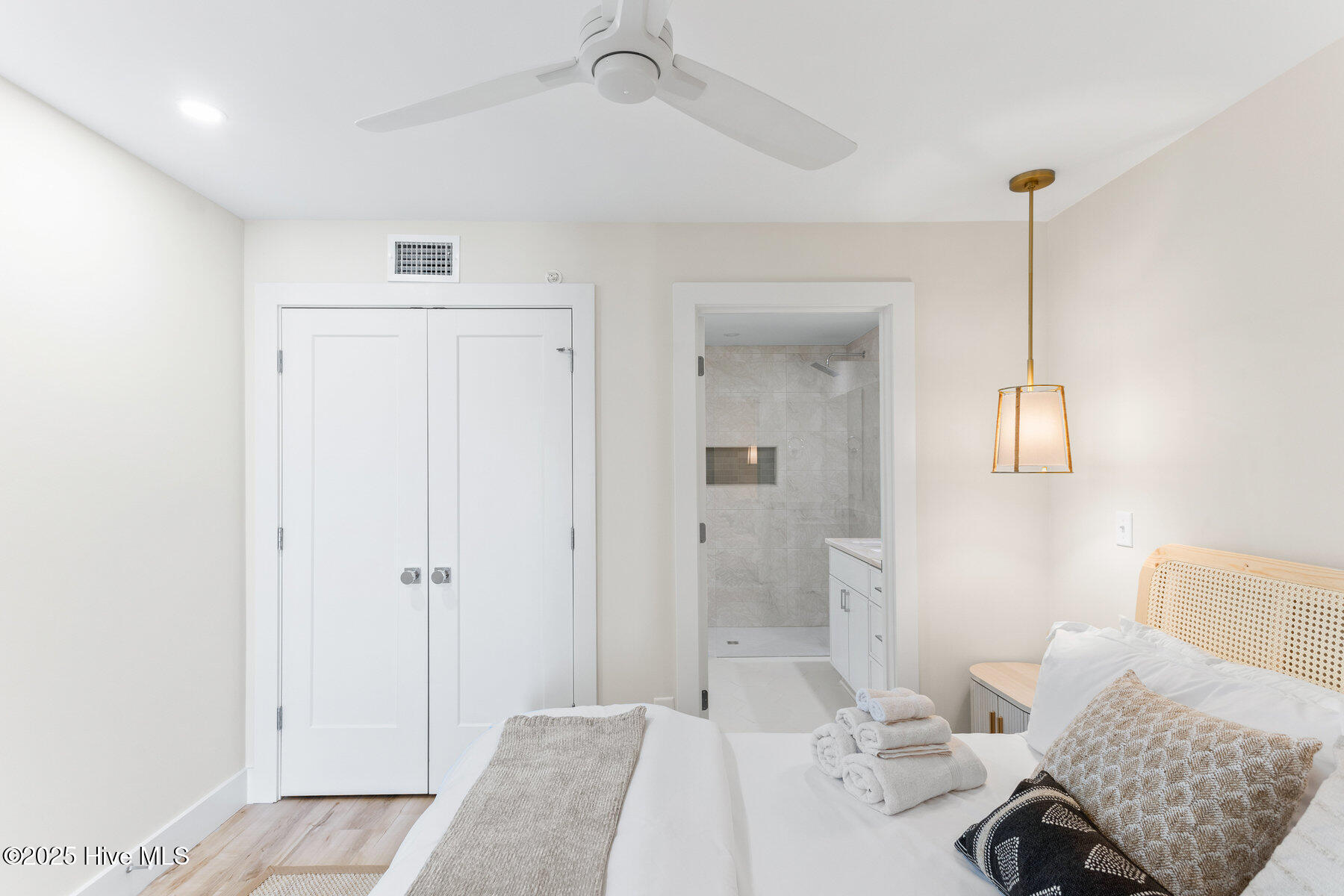 1800 Canal Drive, 303