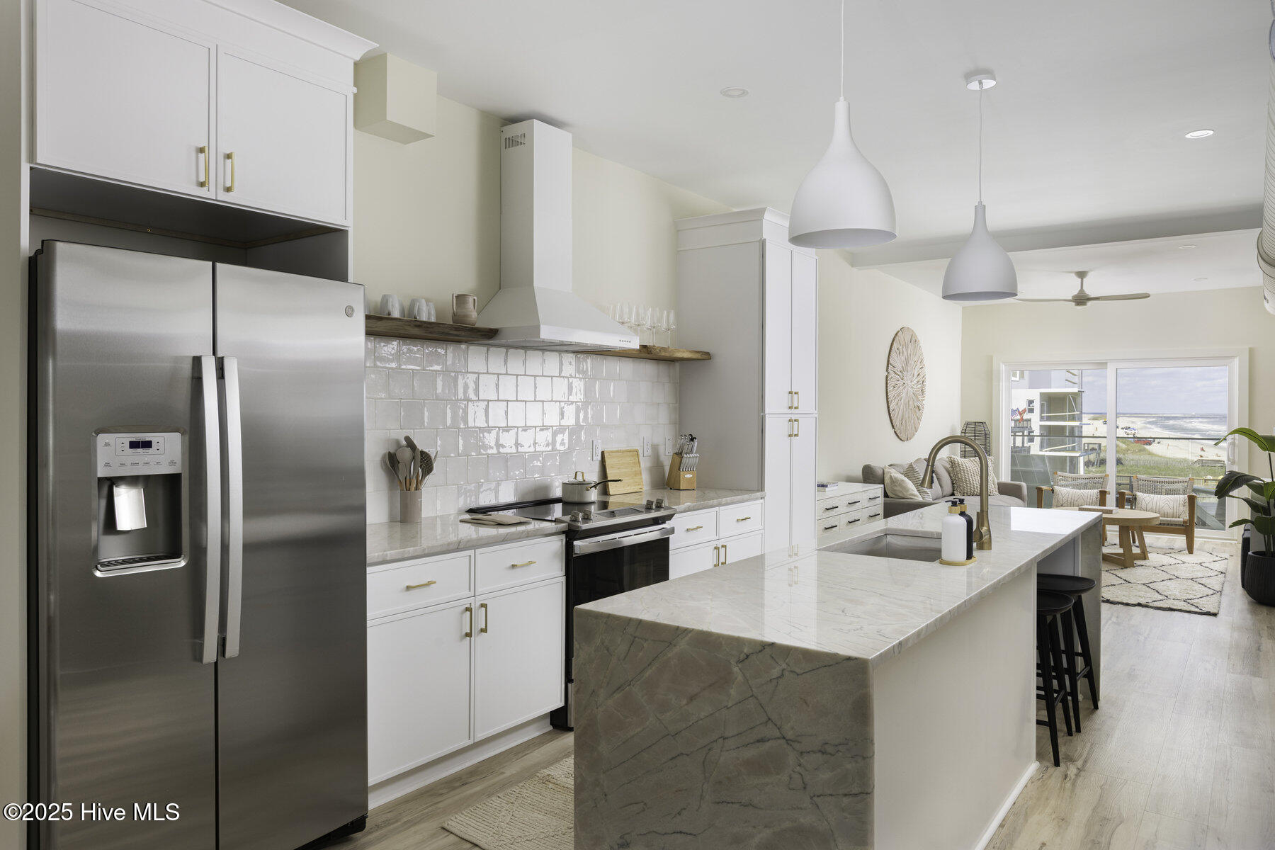 1800 Canal Drive, 311