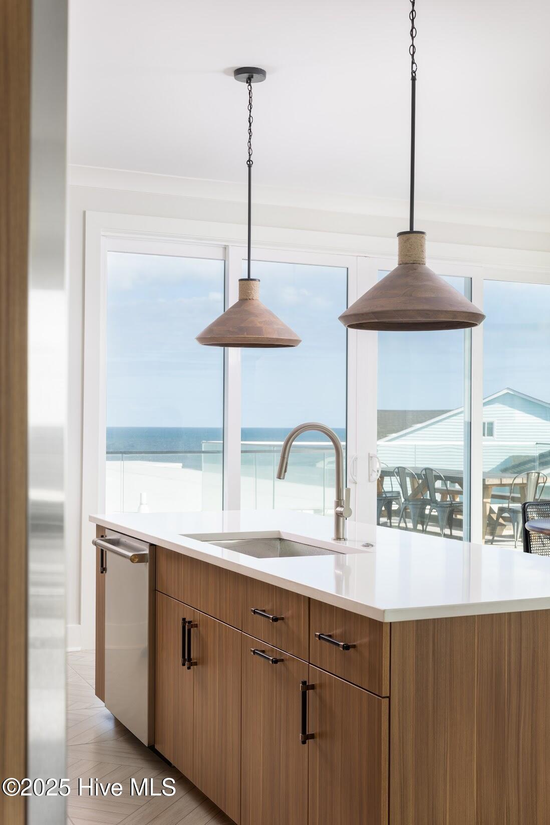 1800 Canal Drive, 401