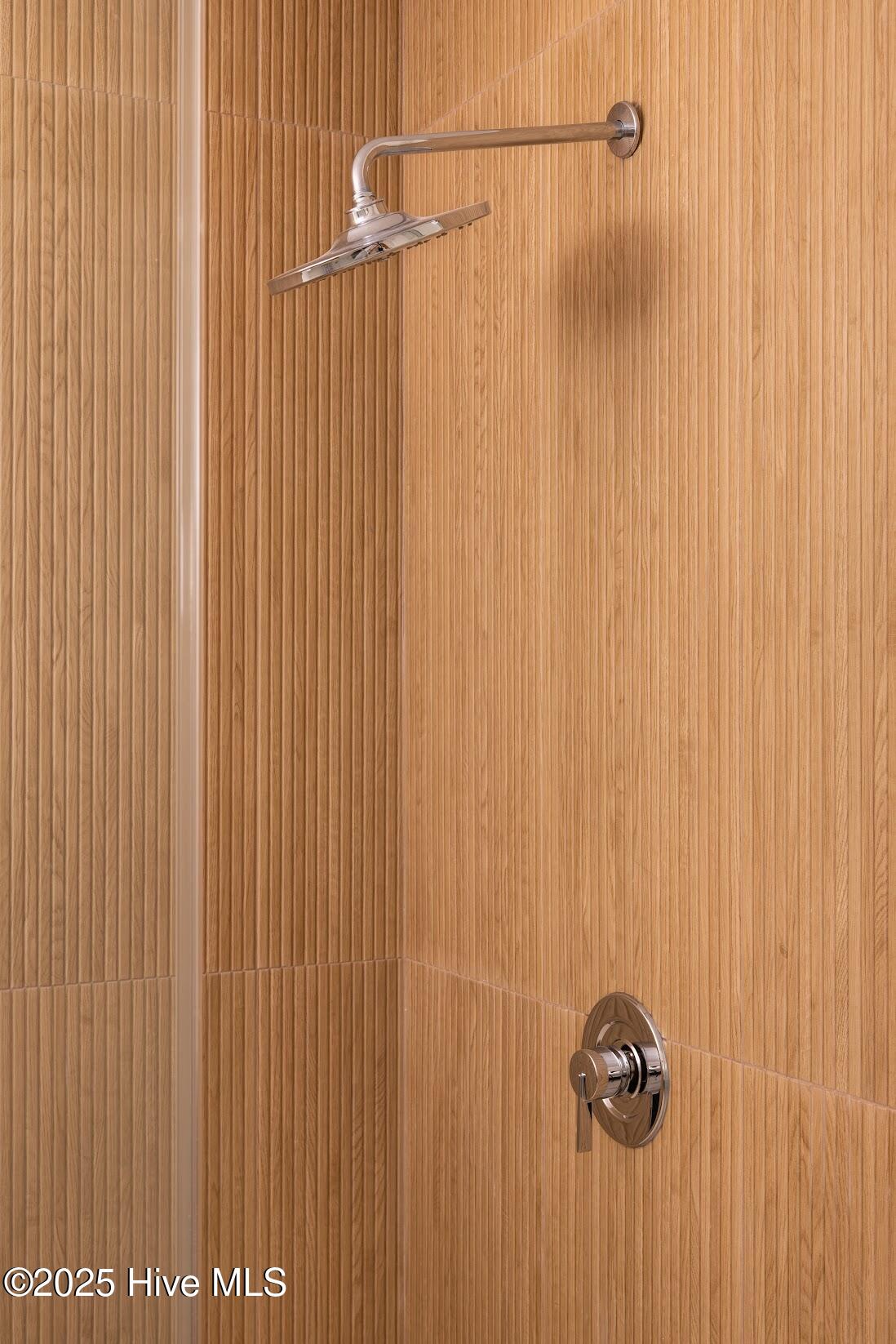 1800 Canal Drive, 401