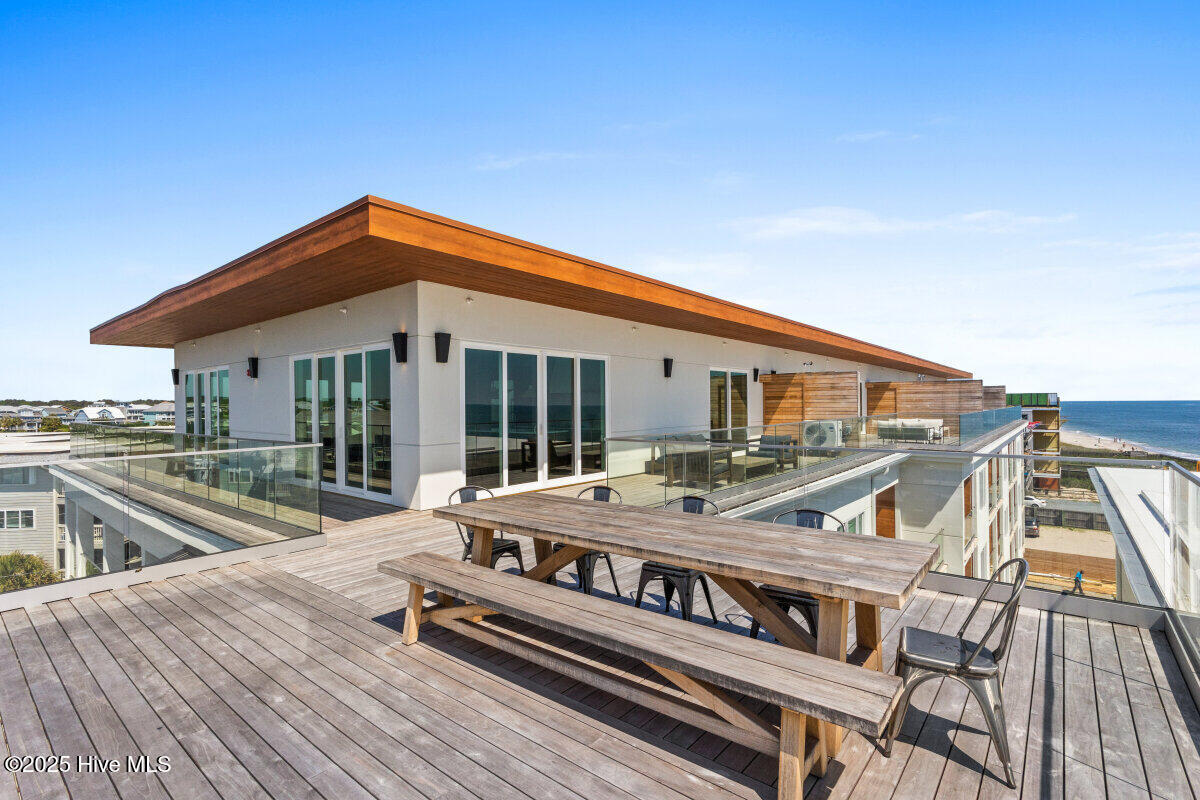 1800 Canal Drive, 401