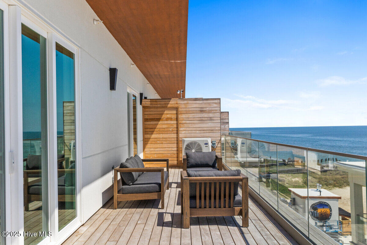 1800 Canal Drive, 401