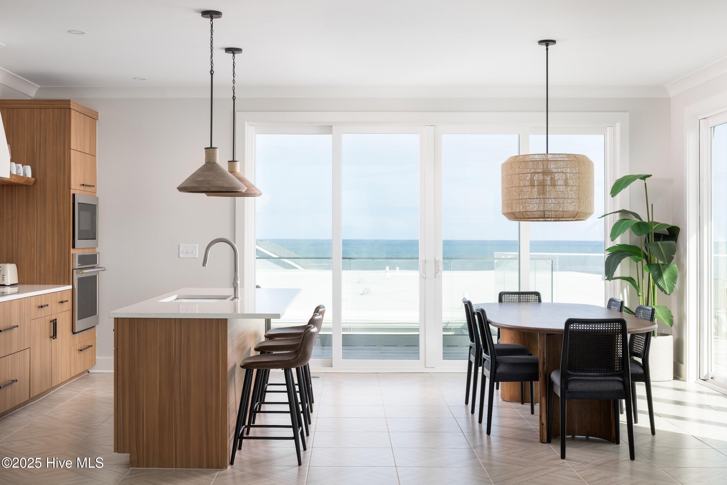 1800 Canal Drive, 401