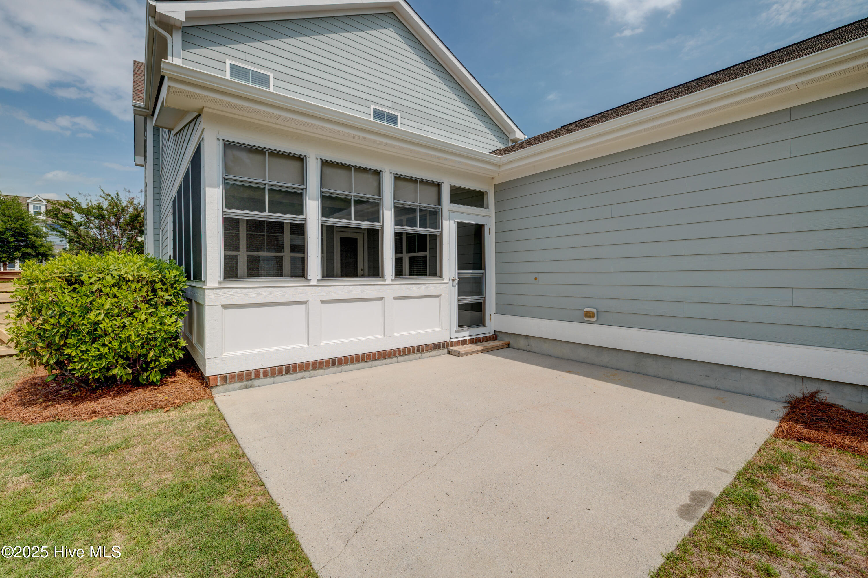 1012 Anchors Bend Way