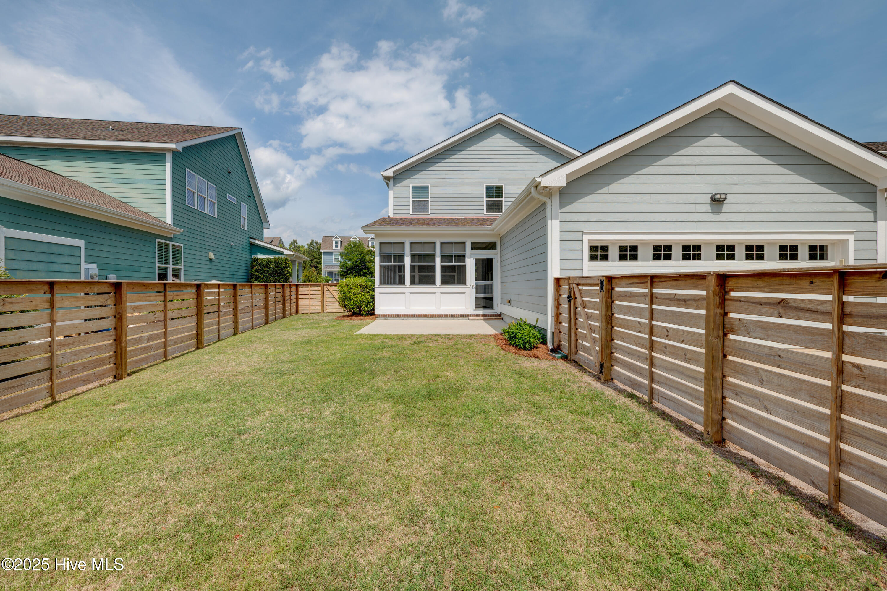 1012 Anchors Bend Way