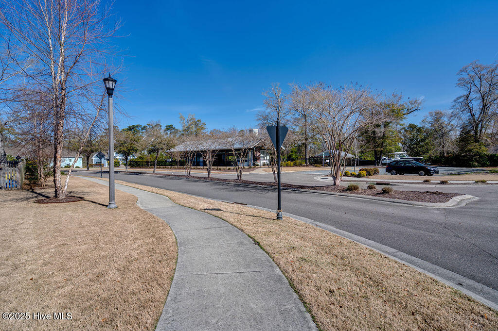 1012 Anchors Bend Way