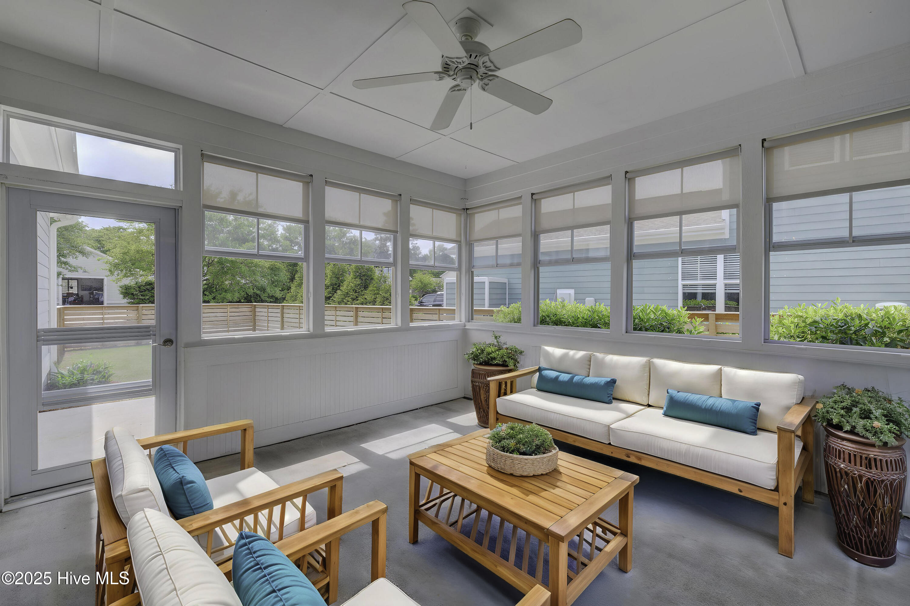 1012 Anchors Bend Way