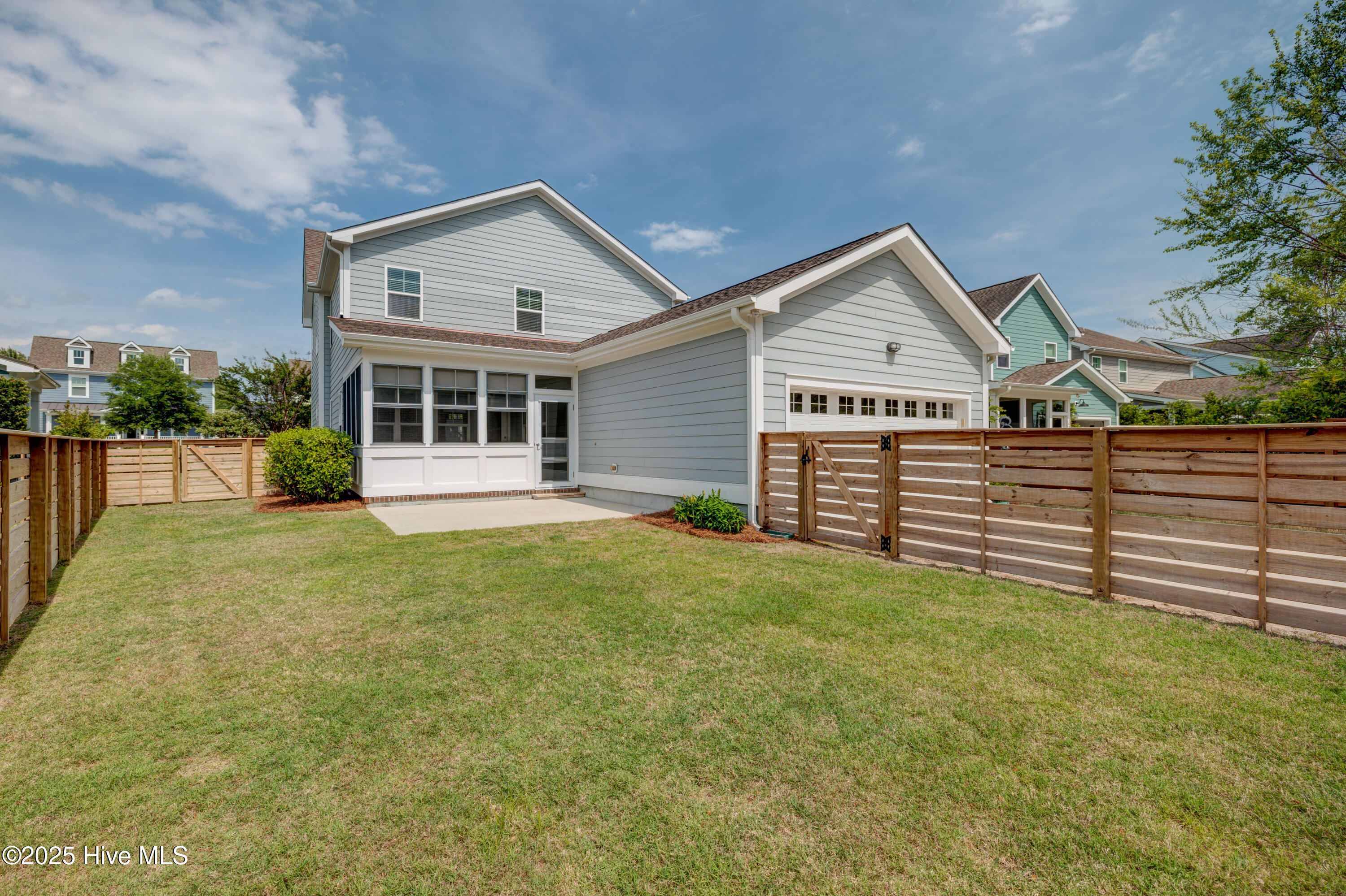 1012 Anchors Bend Way