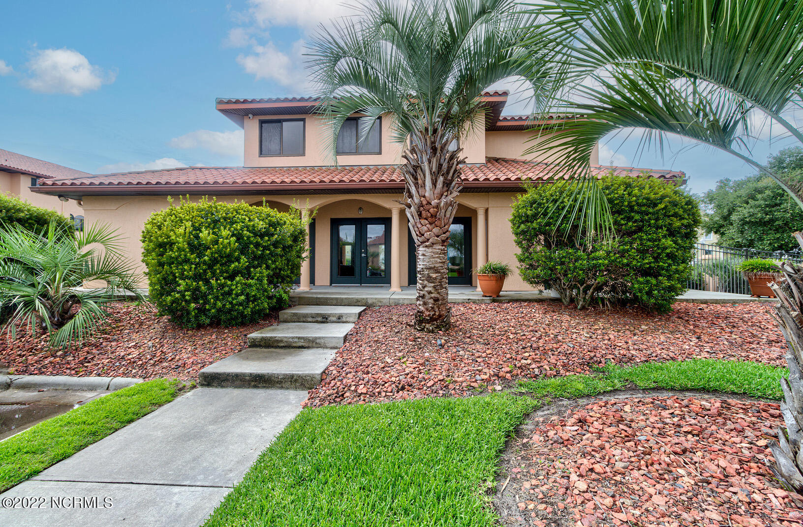 100 Spencer Farlow Drive, D-160