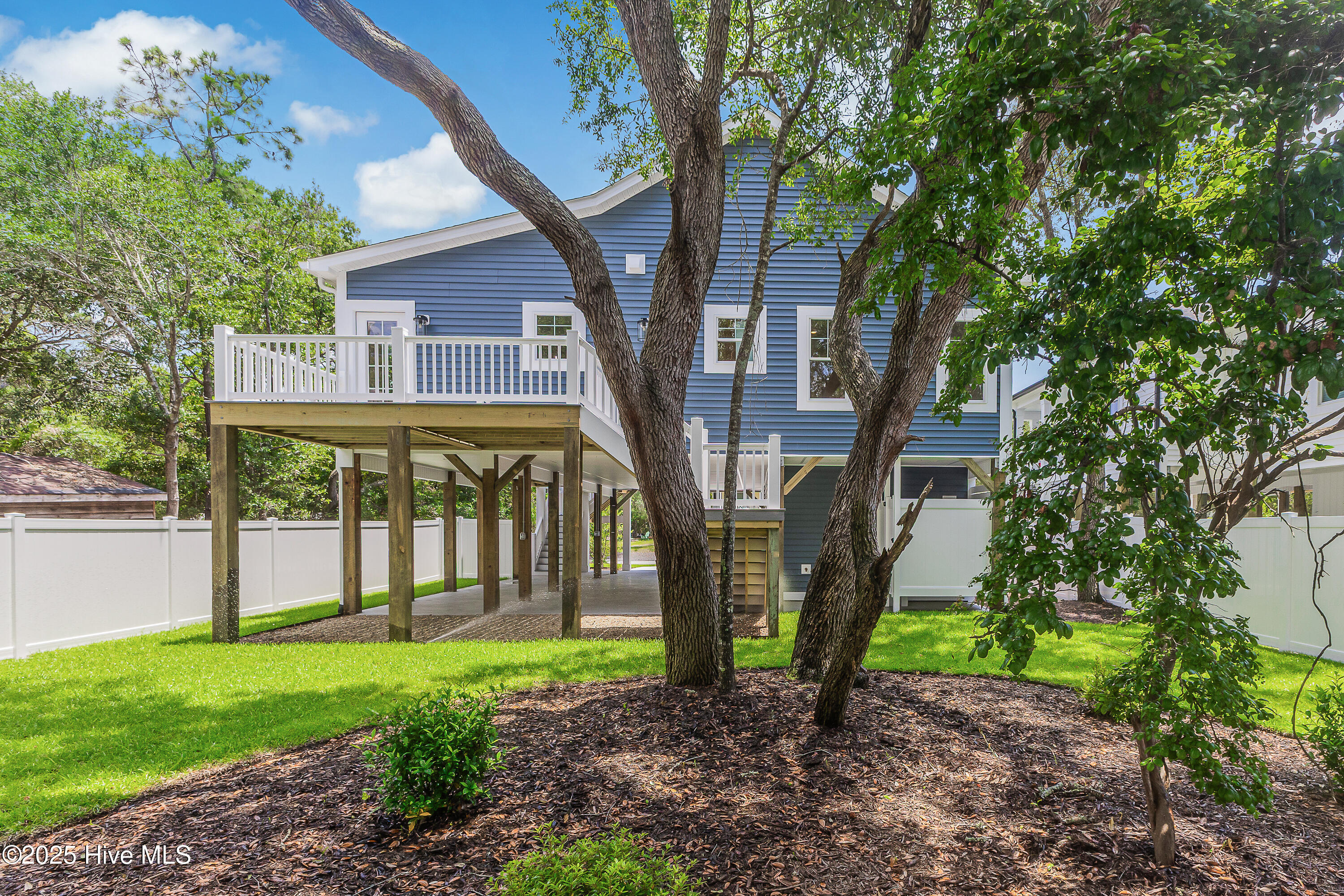 229 NE 34th Street